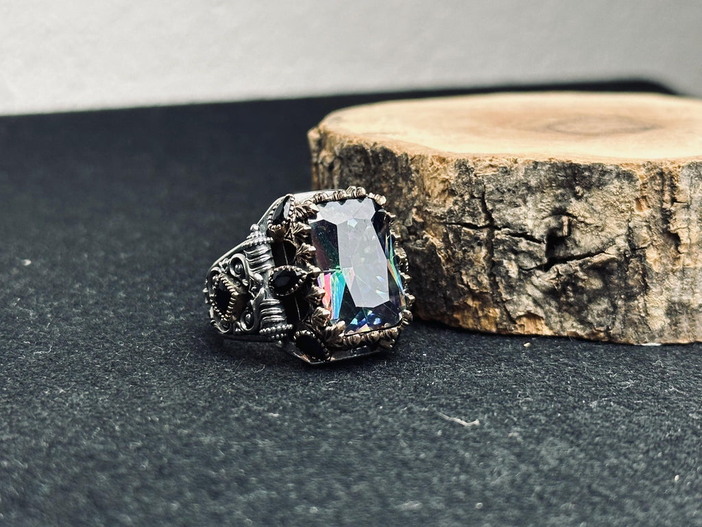 Mystic Topaz Silver Ring, Men's Geometric Statement (925 Sterling)