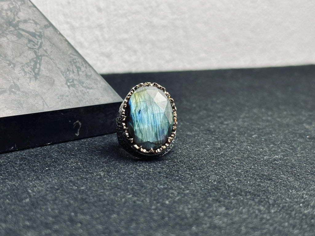 Labradorite Statement Ring: Meteorite Stone - Sterling Silver Handmade