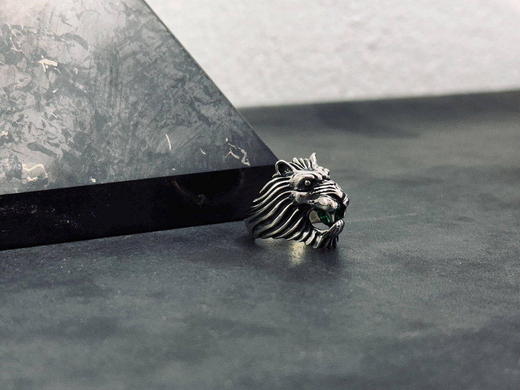 Sterling Silver Lion Head Ring: Handmade Bold Animal Design