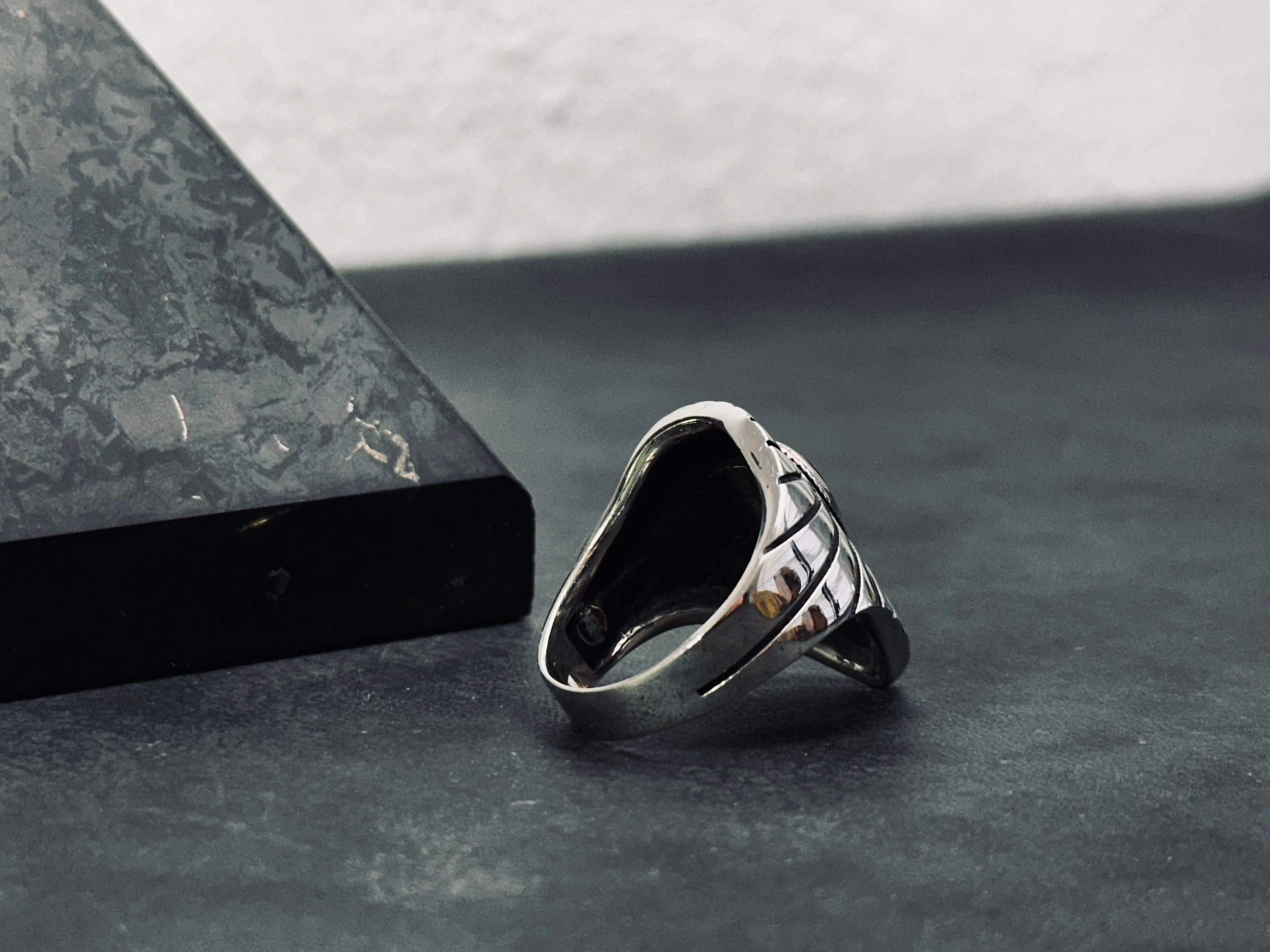 Sterling Silver Shield Ring - Red Agate Stone Detail