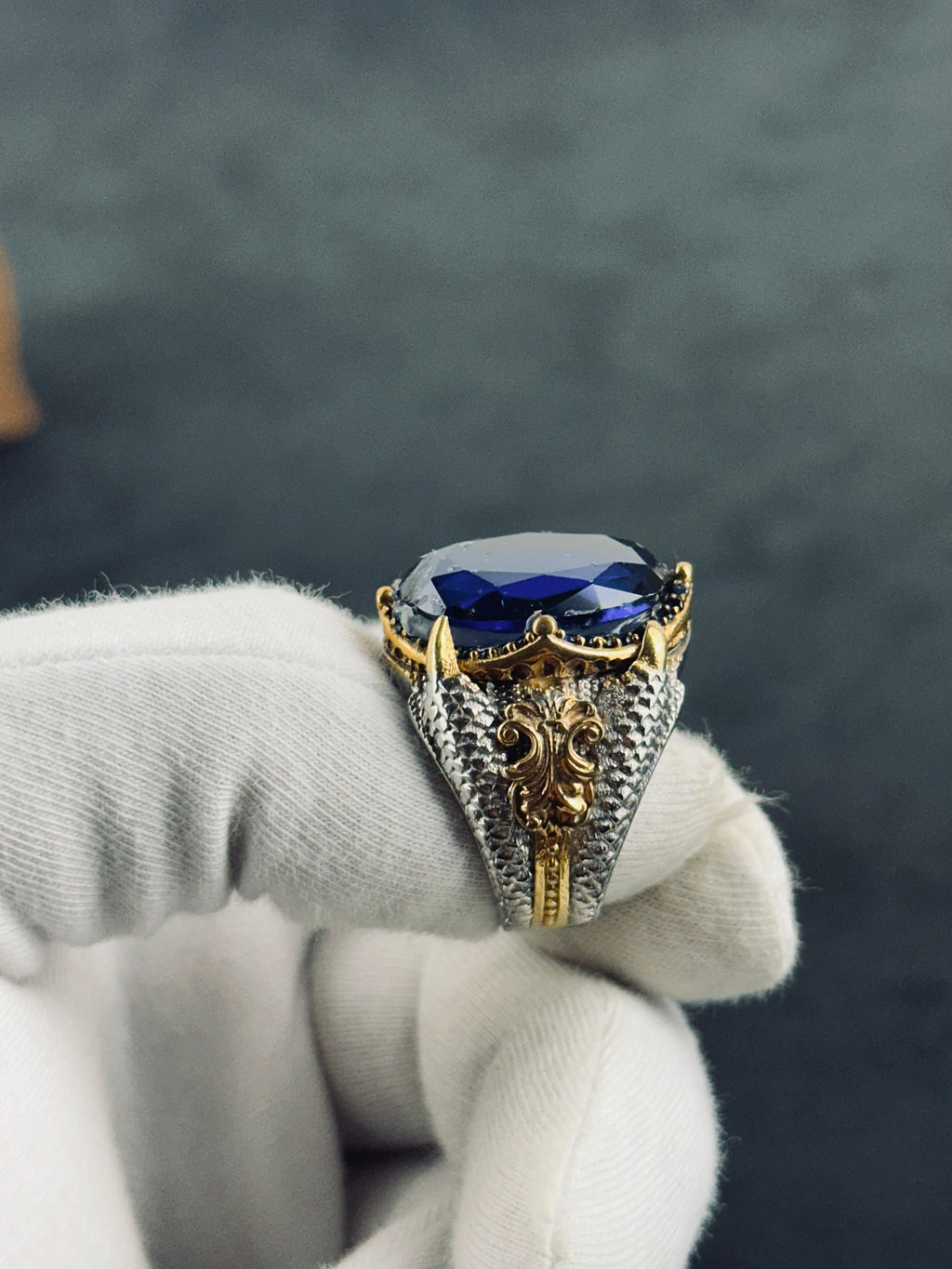 Blue Zircon Sterling Silver King Ring (Crown Design)