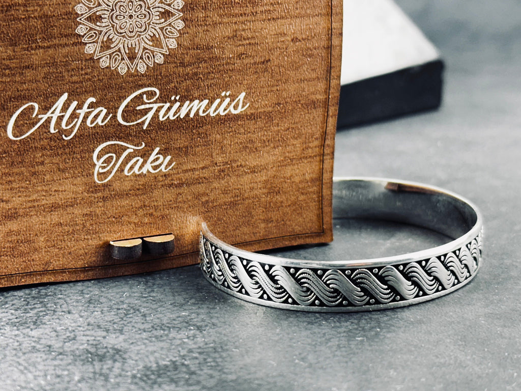 Sterling Silver Hand Cuff: Wave Knit Design - Adjustable Unisex