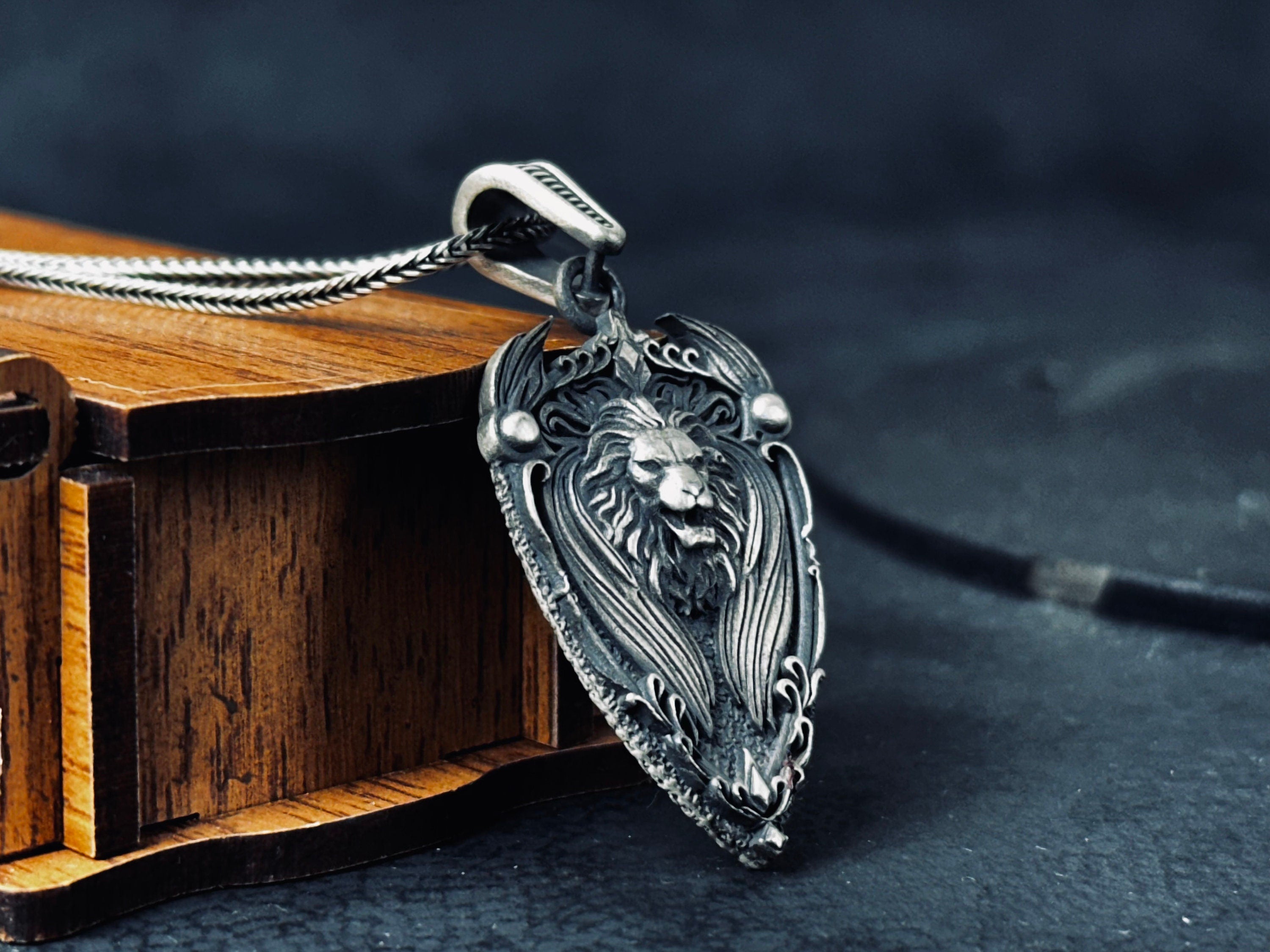 Silver Lion Necklace - Elegant Animal Charm Pendant