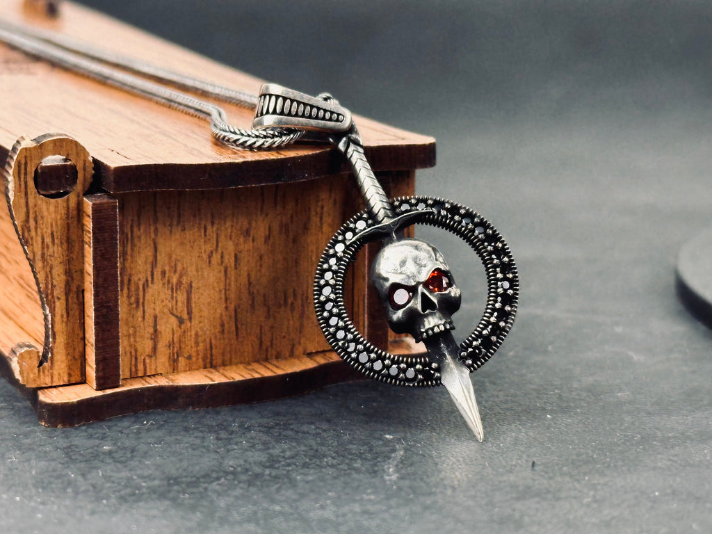 Goth Sterling Silver Skull Necklace, Chunky Chain (Layered Look)