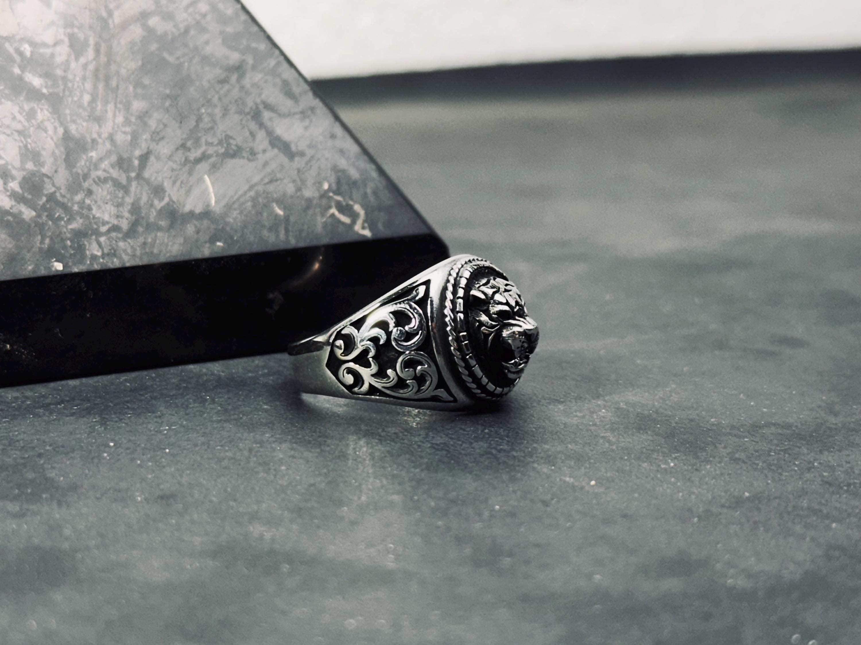 Tiger Head Sterling Silver Ring, Oxidized Finish (Handmade, Unisex)