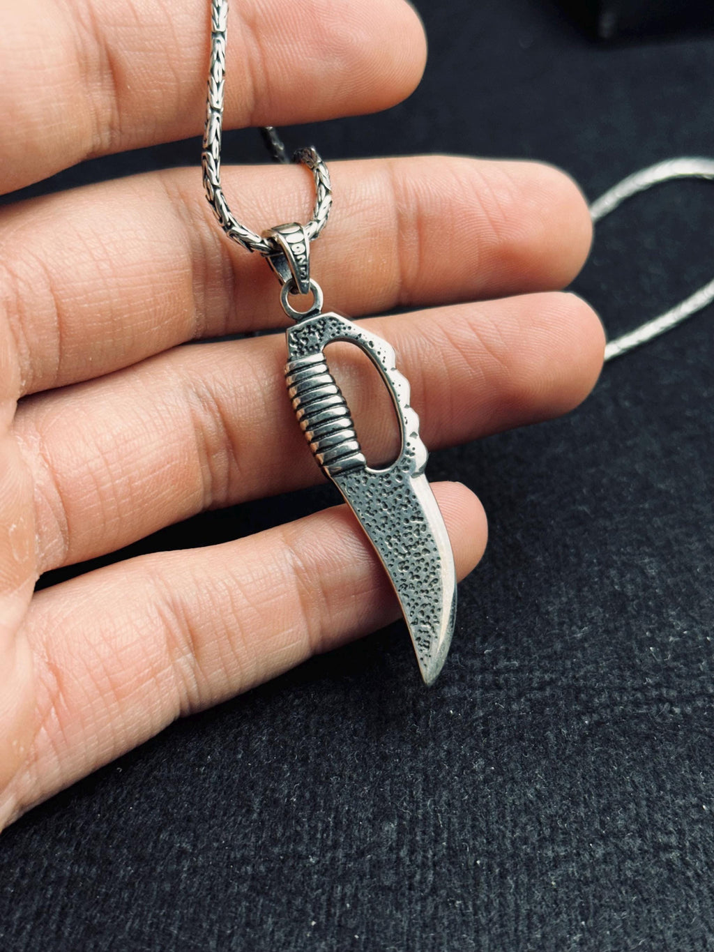 Knife Necklace: Silver Dagger Pendant - Inspired by Elden Ring