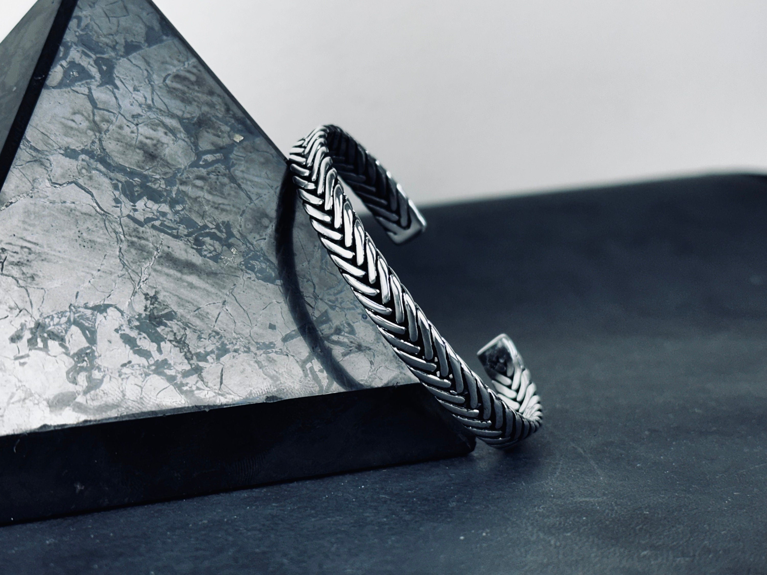 Men's Sterling Silver Knit Cuff Bracelet (Adjustable, Oxidized Finish)