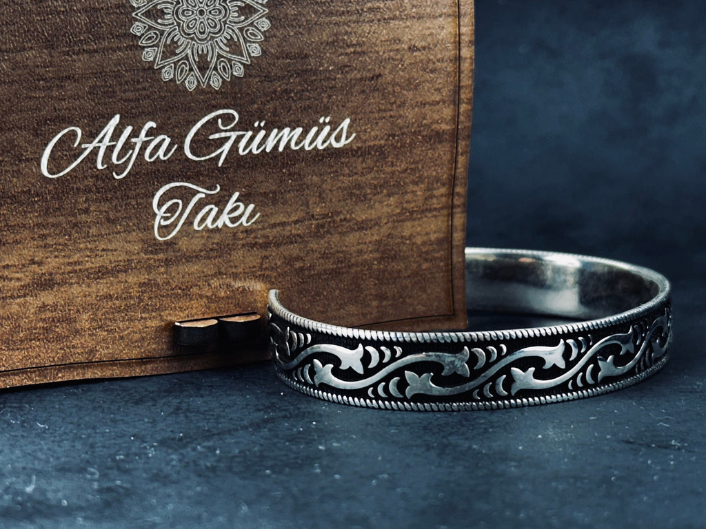 Sterling Silver Cuff Bracelet, Embroidered Pattern Handmade (Adjustable Size)