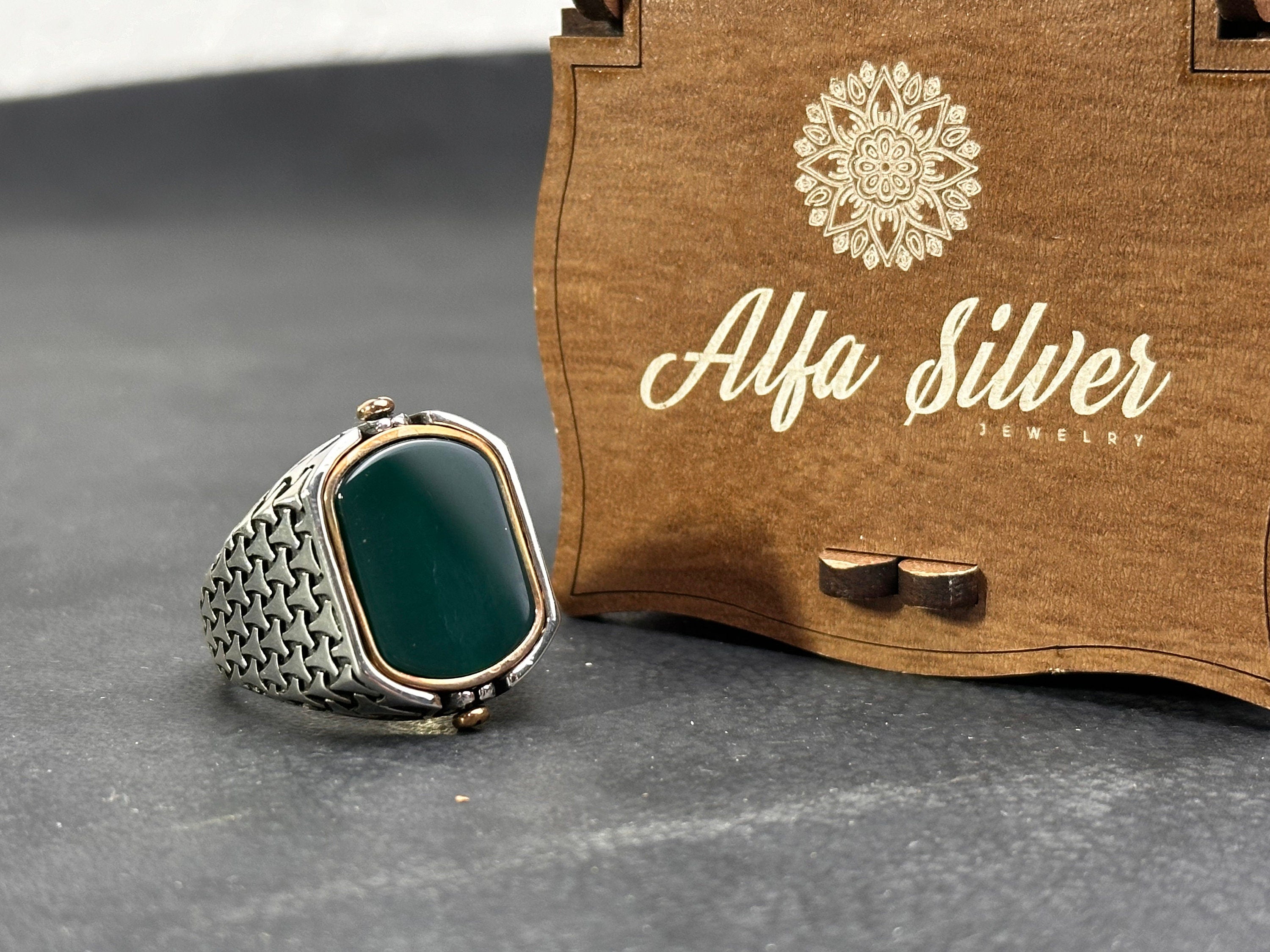 Aqeeq Ring: Green Agate Stone, Double Side Design (Sterling Silver)