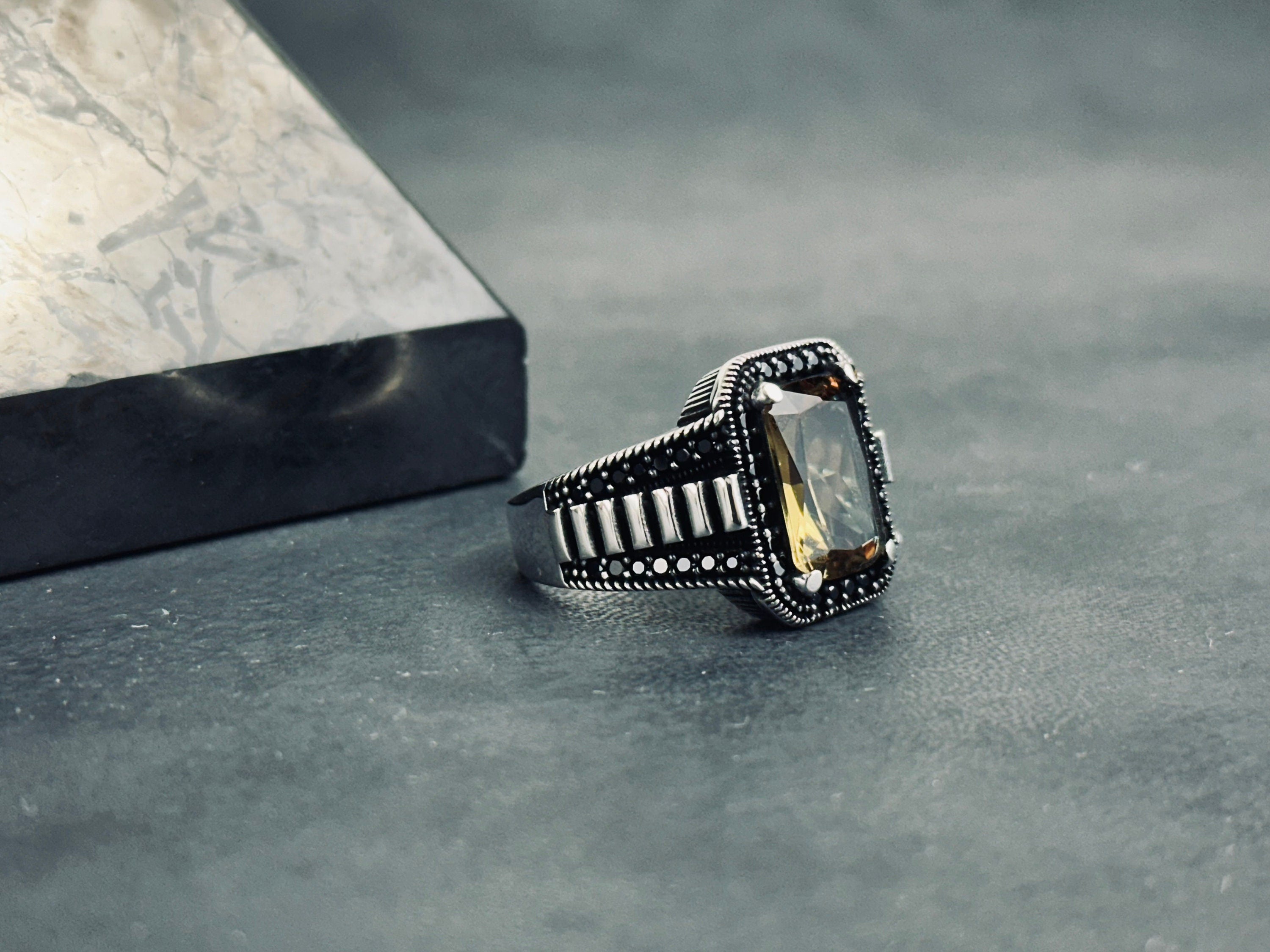 Color-Changing Diaspore Ring - Sterling Silver Nautical Detail