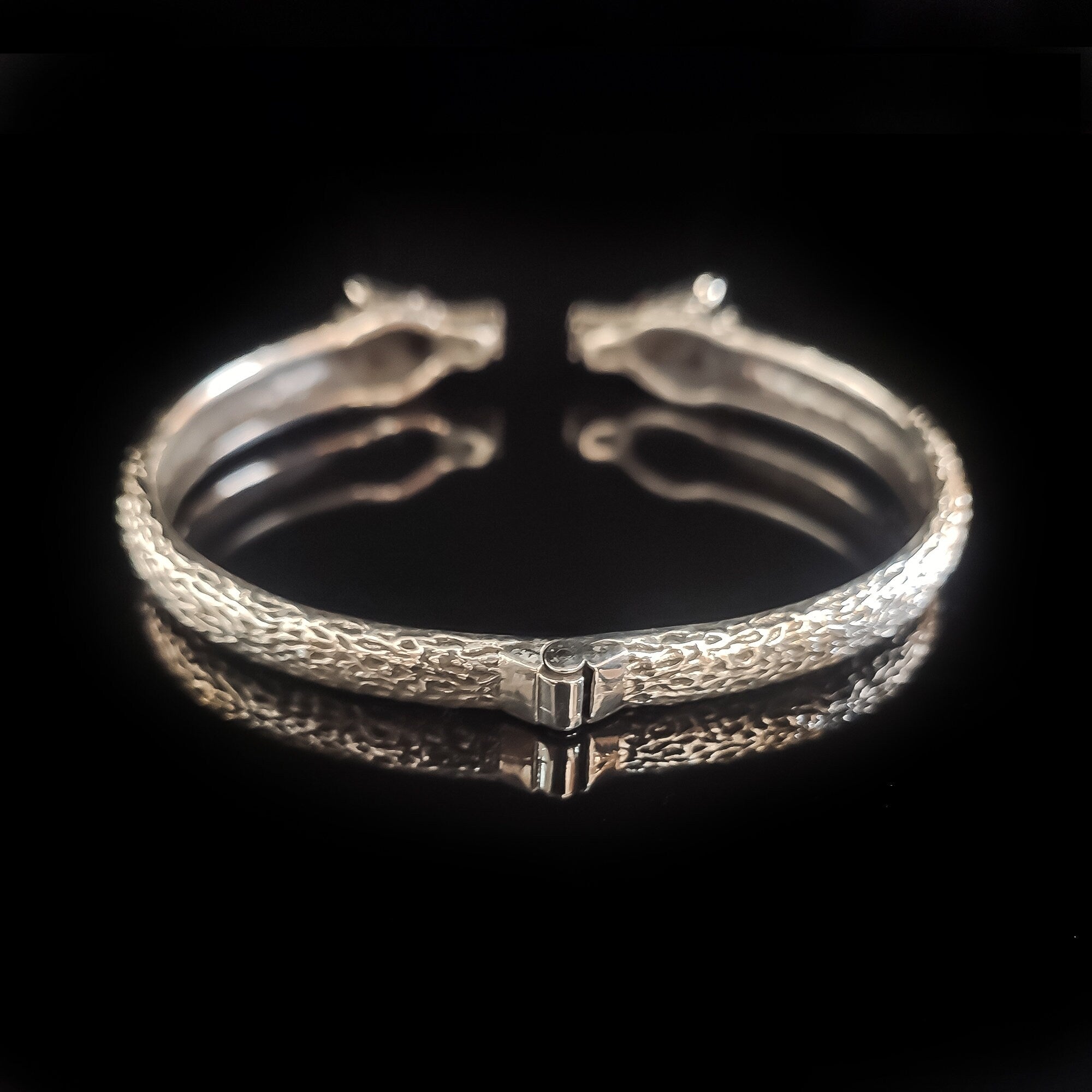 Wolf Head Bracelet: Sterling Silver Men's Jewelry (Handmade Cuff)