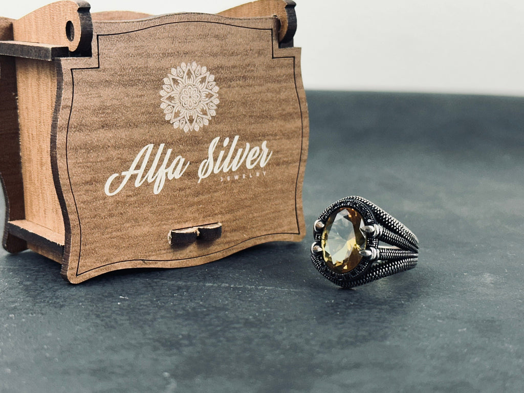 Claw Diaspore Ring: Handmade Sterling Silver with Sultanit Gemstone
