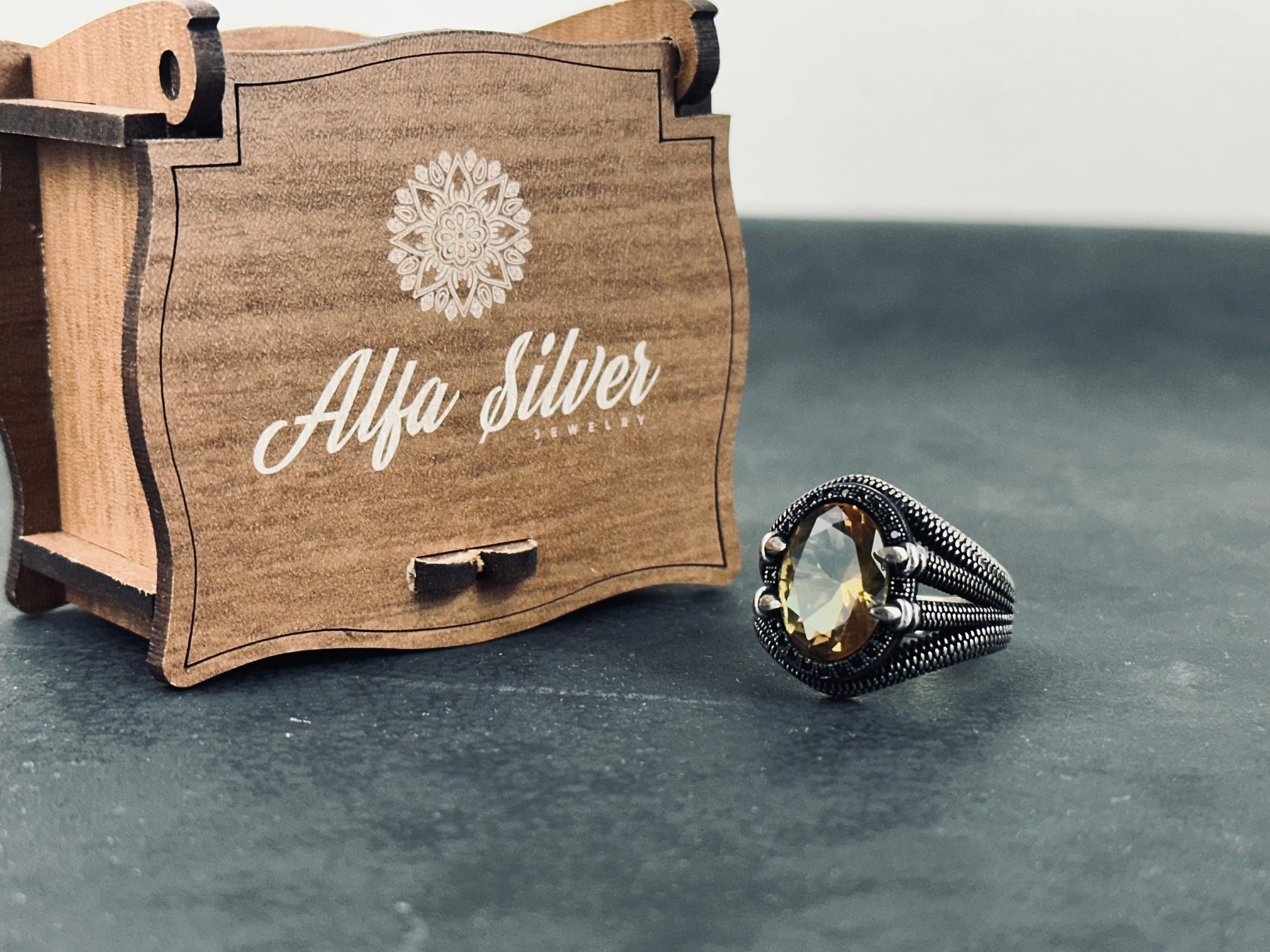 Claw Diaspore Ring: Handmade Sterling Silver with Sultanit Gemstone