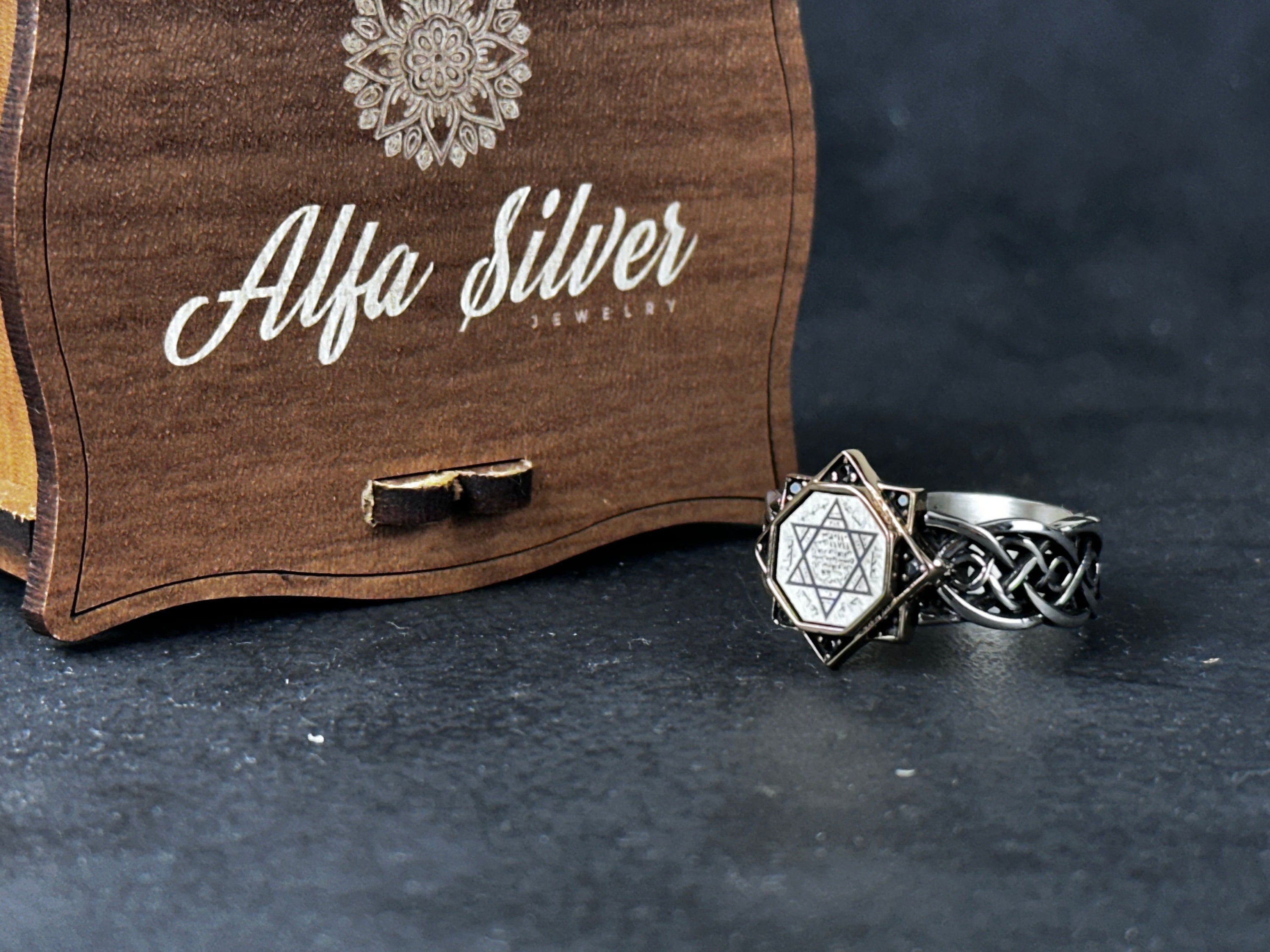Solomon King Ring: Sterling Silver Minimalist Design - Adjustable Fit