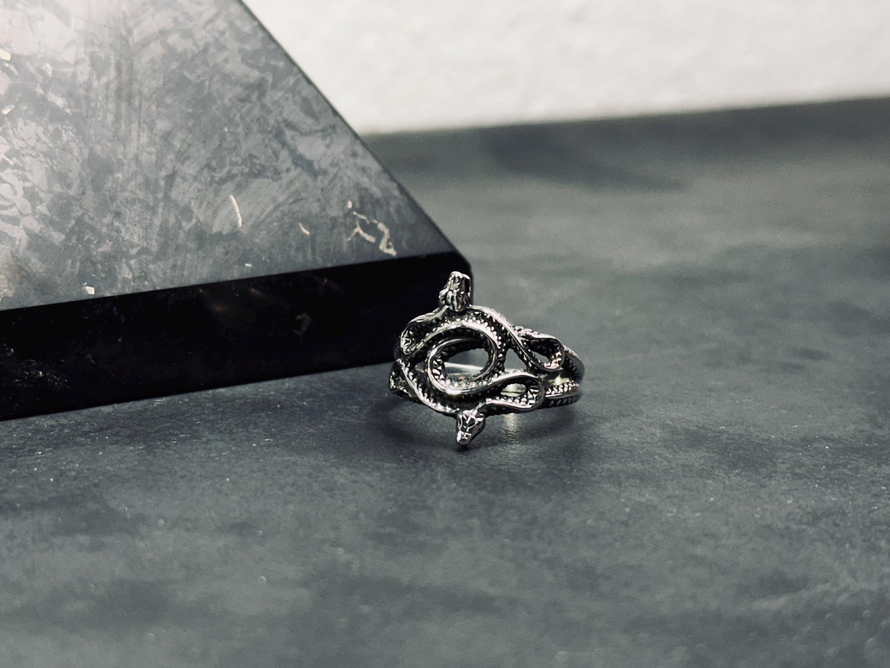 Sterling Silver Snake Ring, Vintage Animal Design (Adjustable Size)