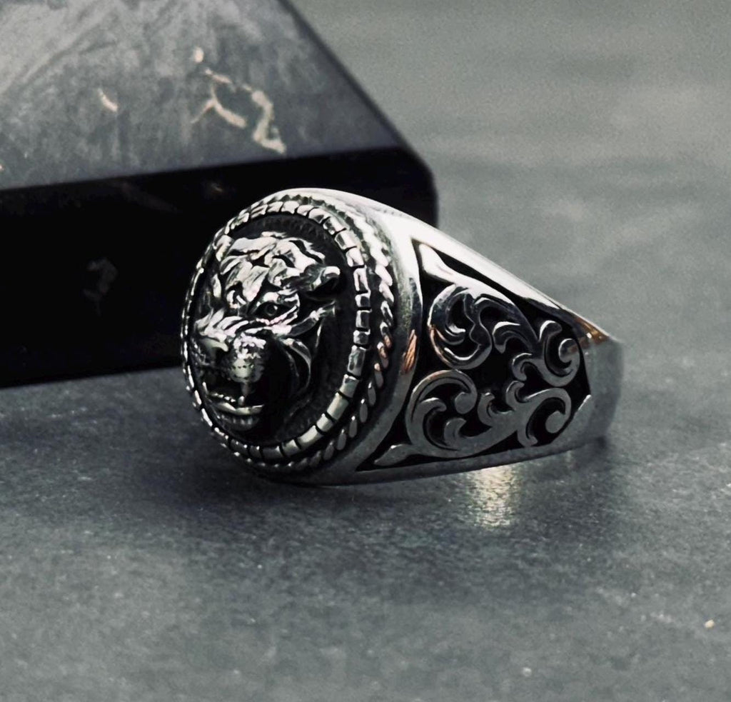Tiger Head Sterling Silver Ring, Oxidized Finish (Handmade, Unisex)
