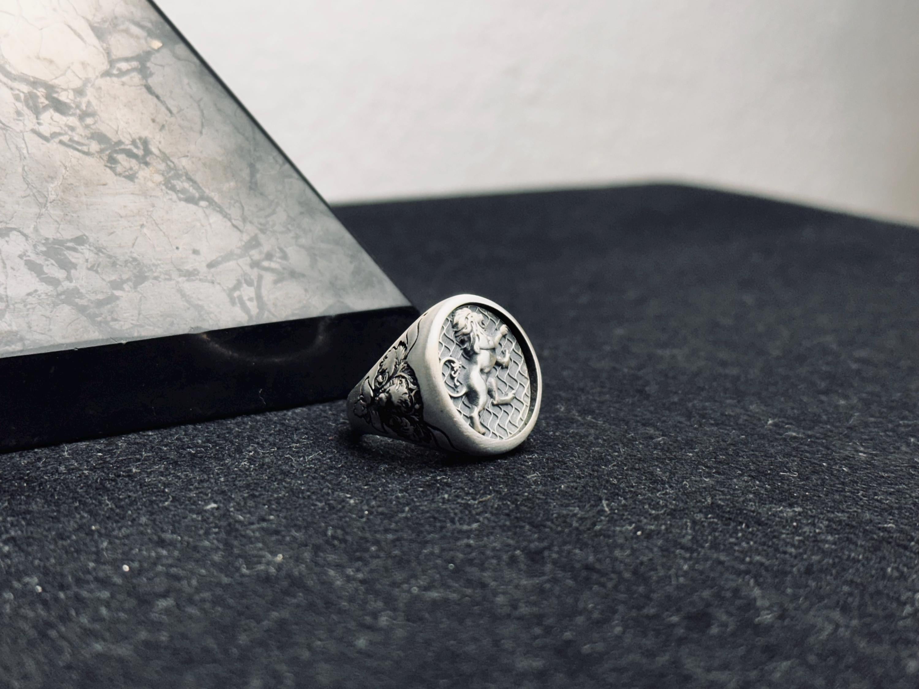 Lion Ring: Bold Sterling Silver - Chunky Gothic Zodiac Style