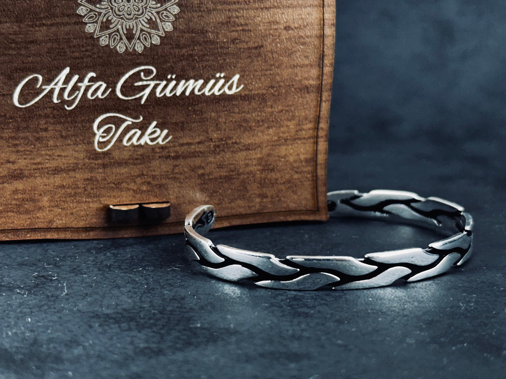 Sterling Silver Tree of Life Bracelet: Handmade, Adjustable Design