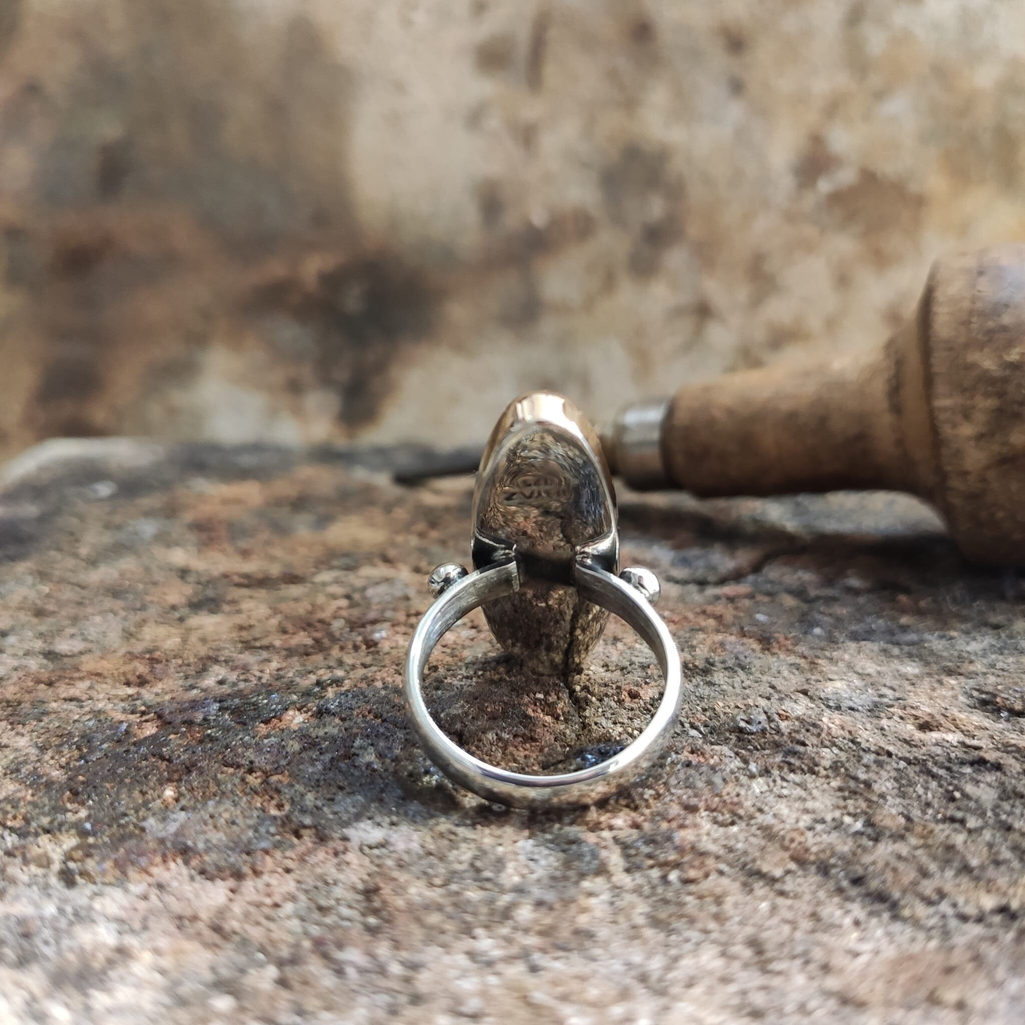 Elegant Black Woman Sterling Silver Ring With Nacre Stone Handmade Jewellery Luxury