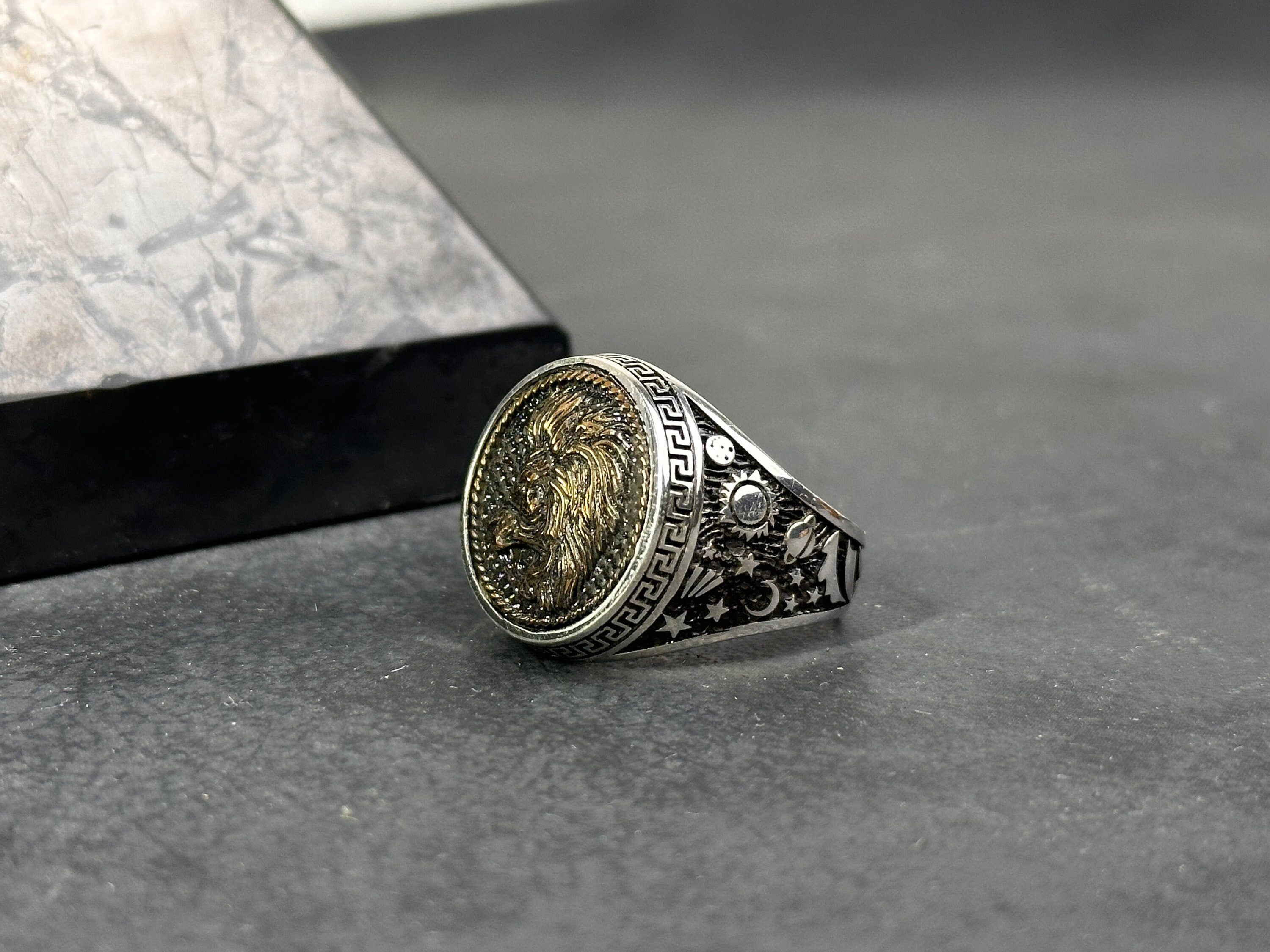 Leo Zodiac Sterling Silver Ring, Horoscope Design (Sizes 5-10)