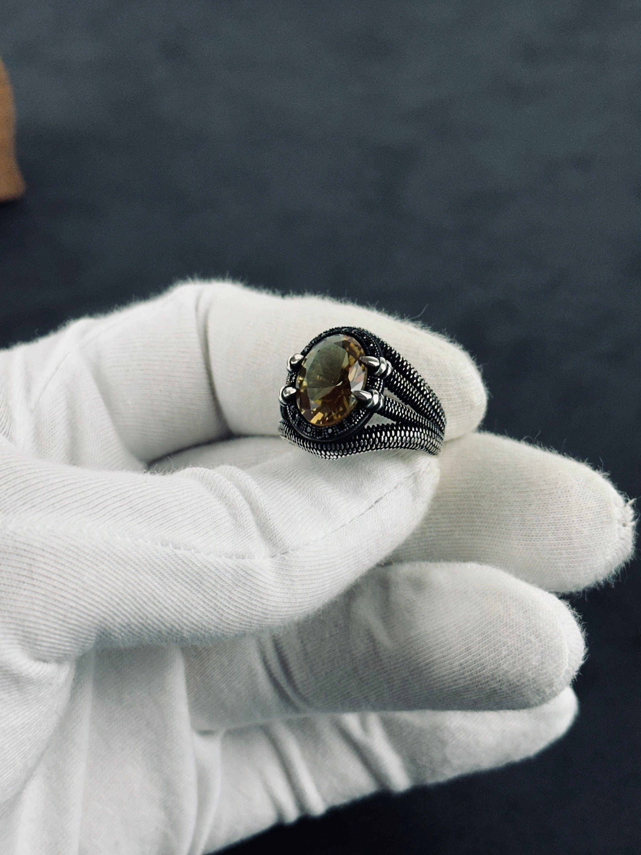 Claw Diaspore Ring: Handmade Sterling Silver with Sultanit Gemstone