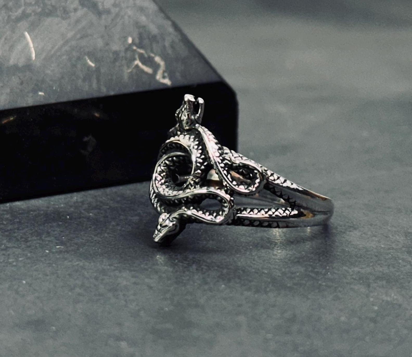 Sterling Silver Snake Ring, Vintage Animal Design (Adjustable Size)