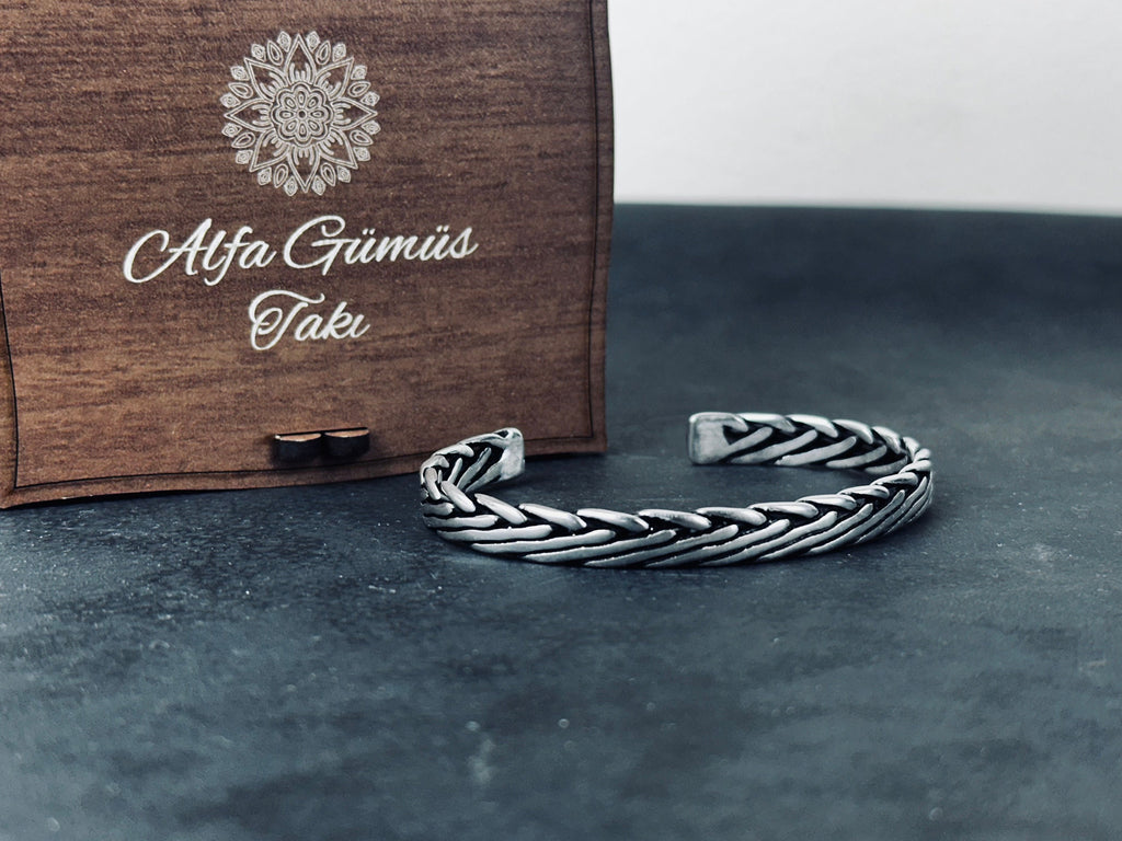 Men's Sterling Silver Cuff Bracelet, Engraved Oxidized (Handmade)