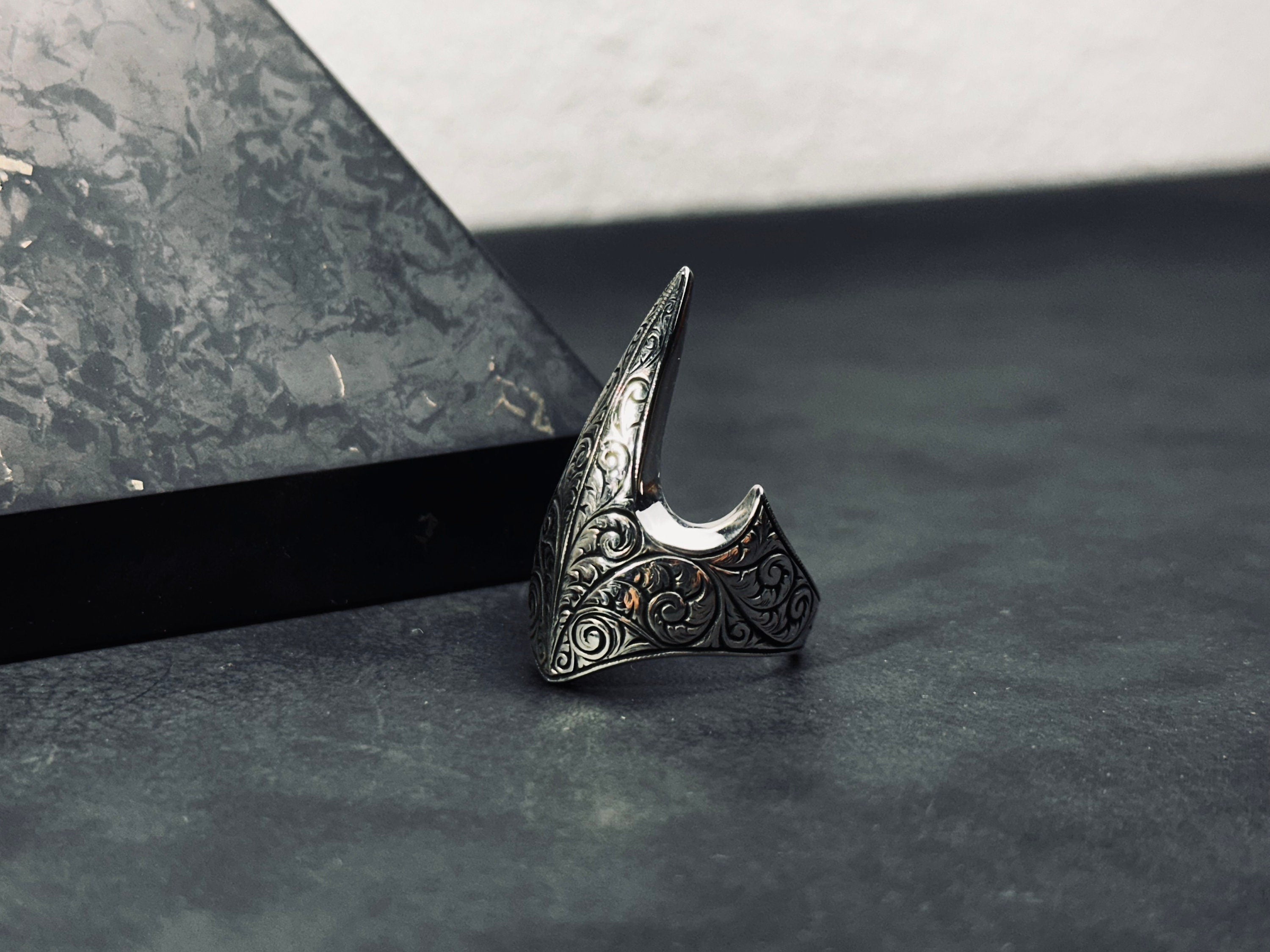 Thumb Ring: Sterling Silver Ouroboros Design (Medieval Zihgir Style)