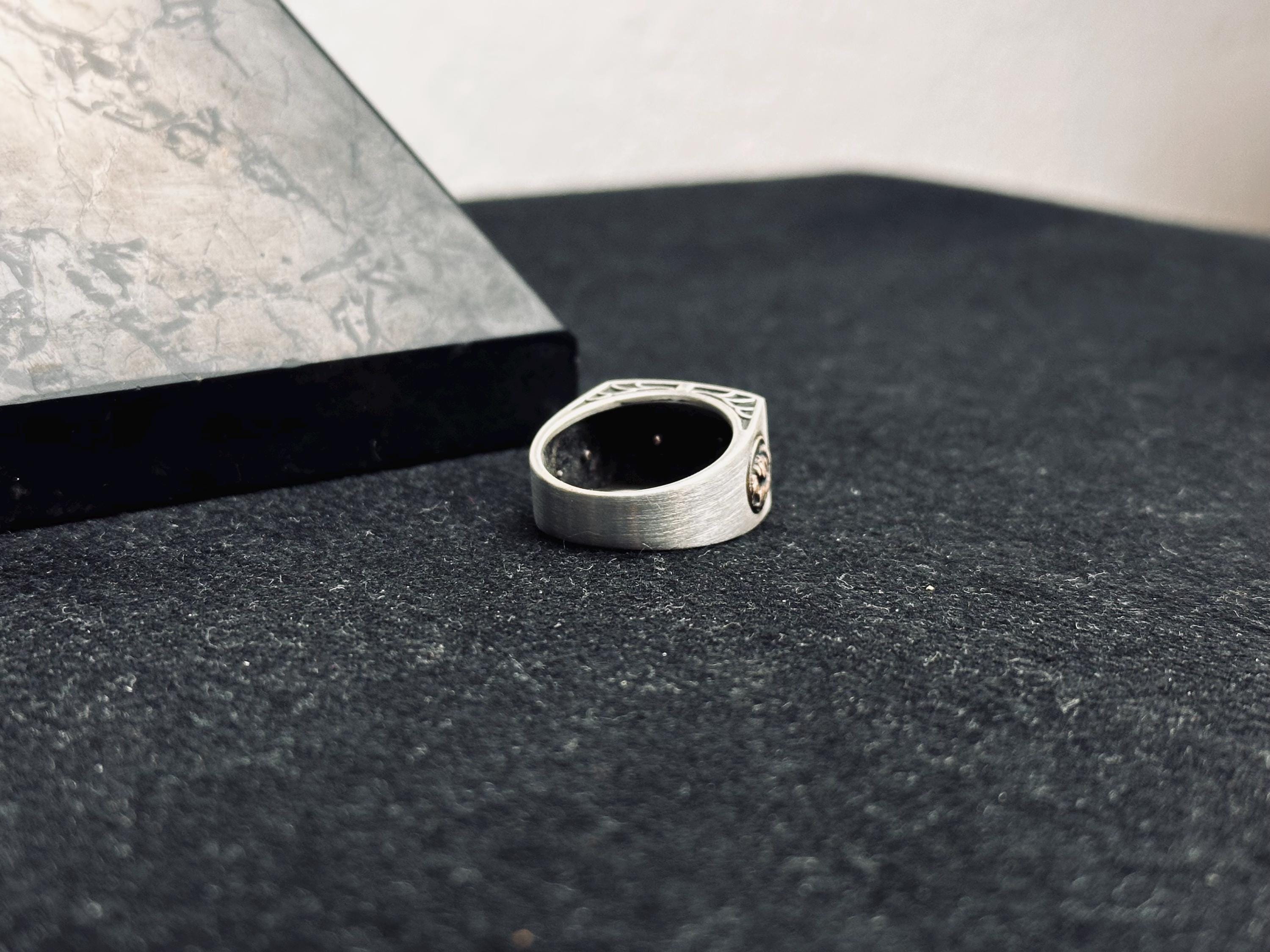 Sterling Silver Lion Ring - Men's Bold Zodiac Design
