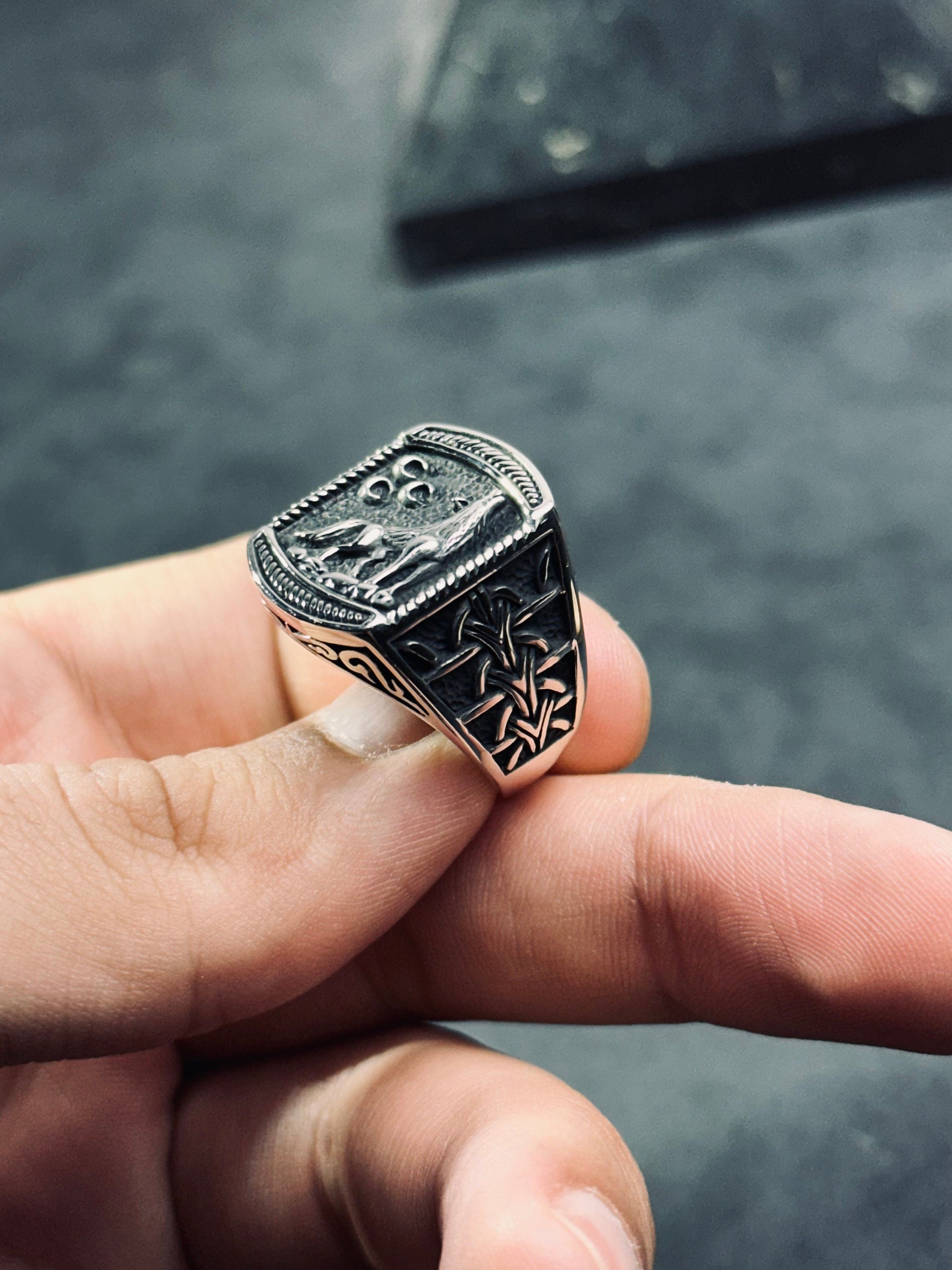 Wolf and Moon Ring: Sterling Silver Handmade - Celestial Detail