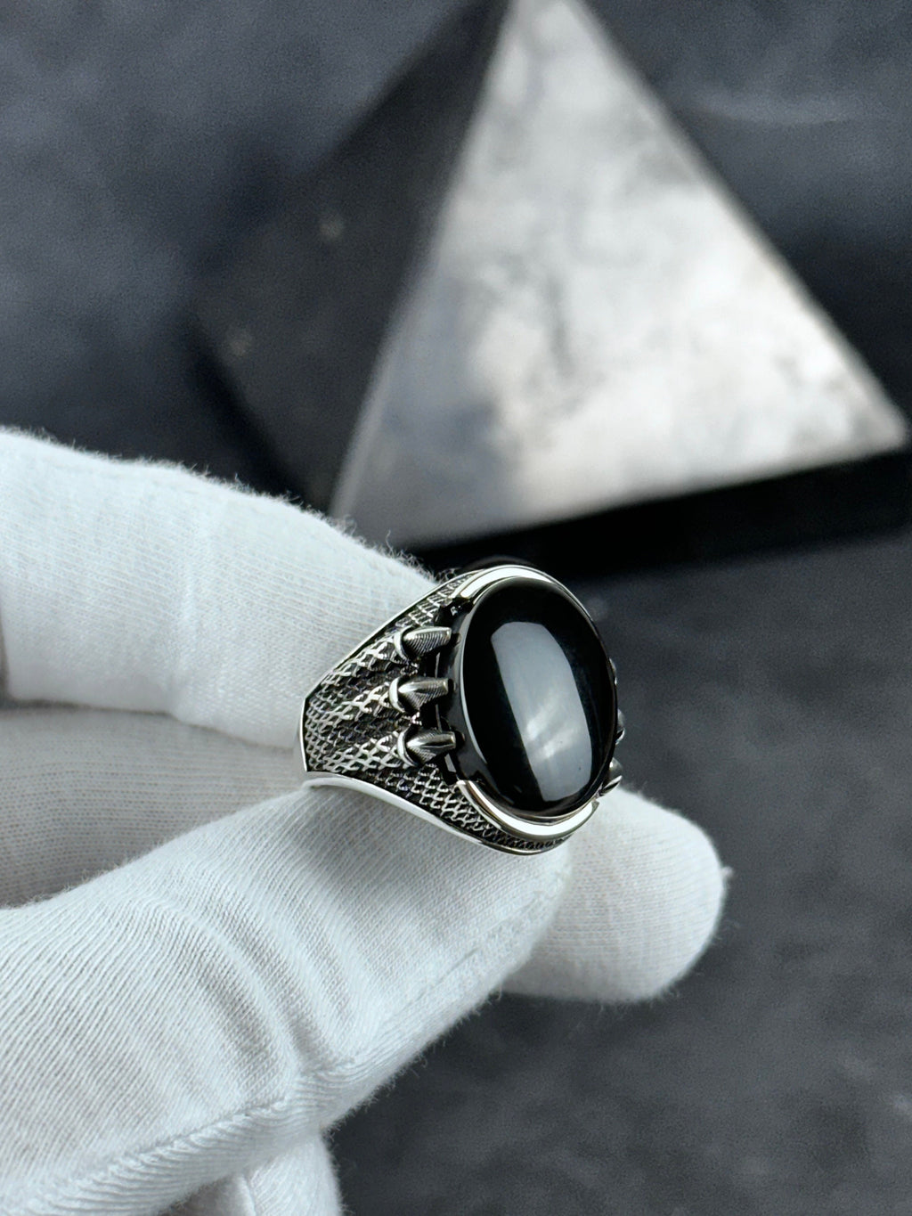 Onyx Gemstone Silver Ring, Artisan Claw Set (Men's Statement)