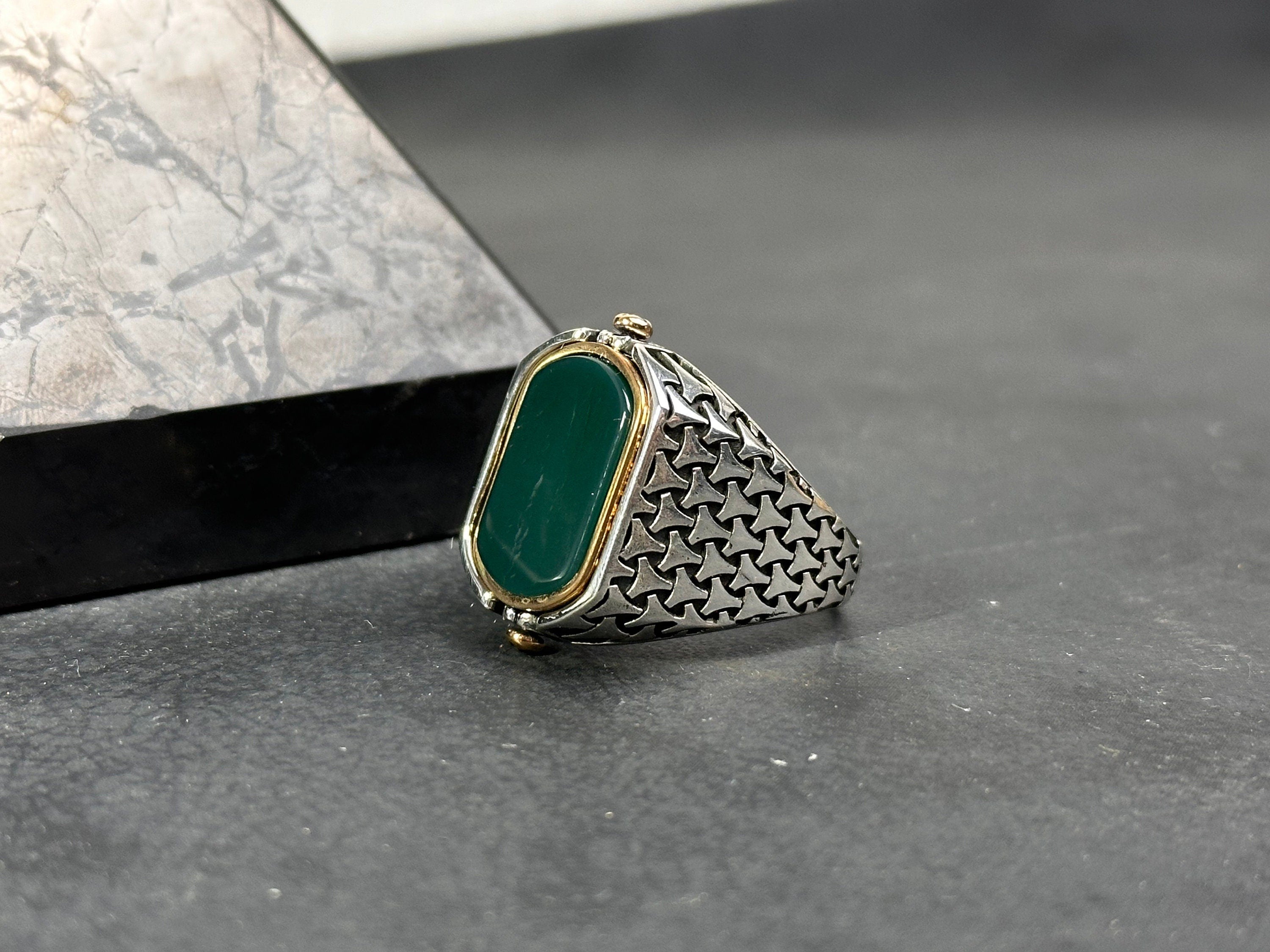 Aqeeq Ring: Green Agate Stone, Double Side Design (Sterling Silver)
