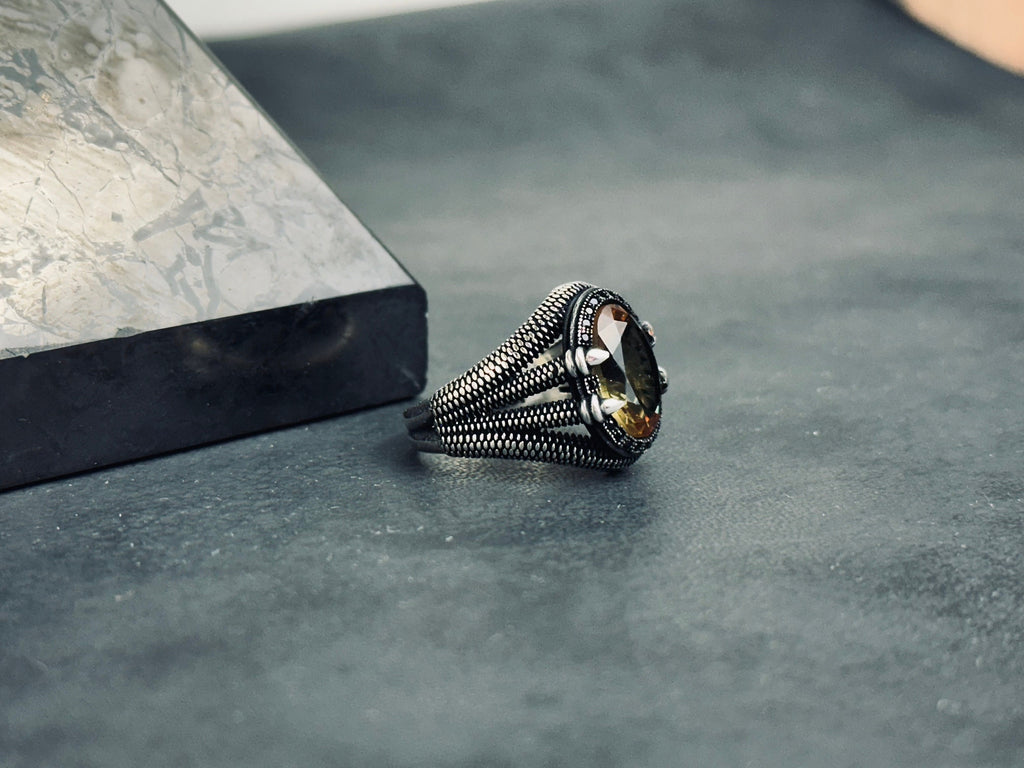 Claw Diaspore Ring: Handmade Sterling Silver with Sultanit Gemstone