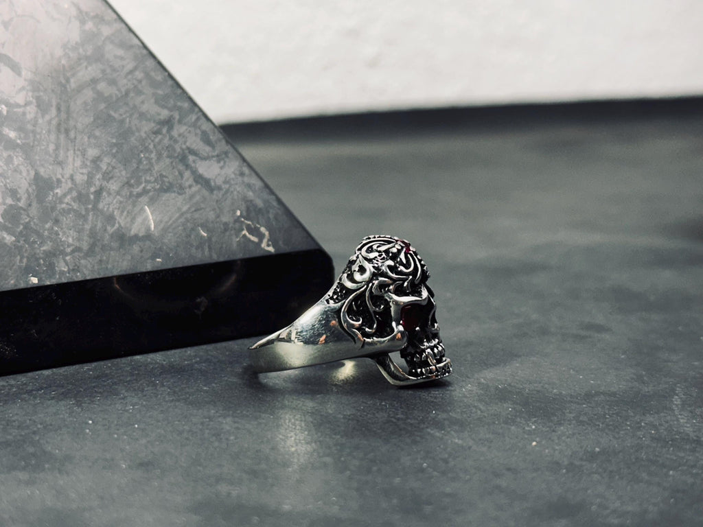 Skull Ring: Sterling Silver Goth Biker Style - Adjustable Fit