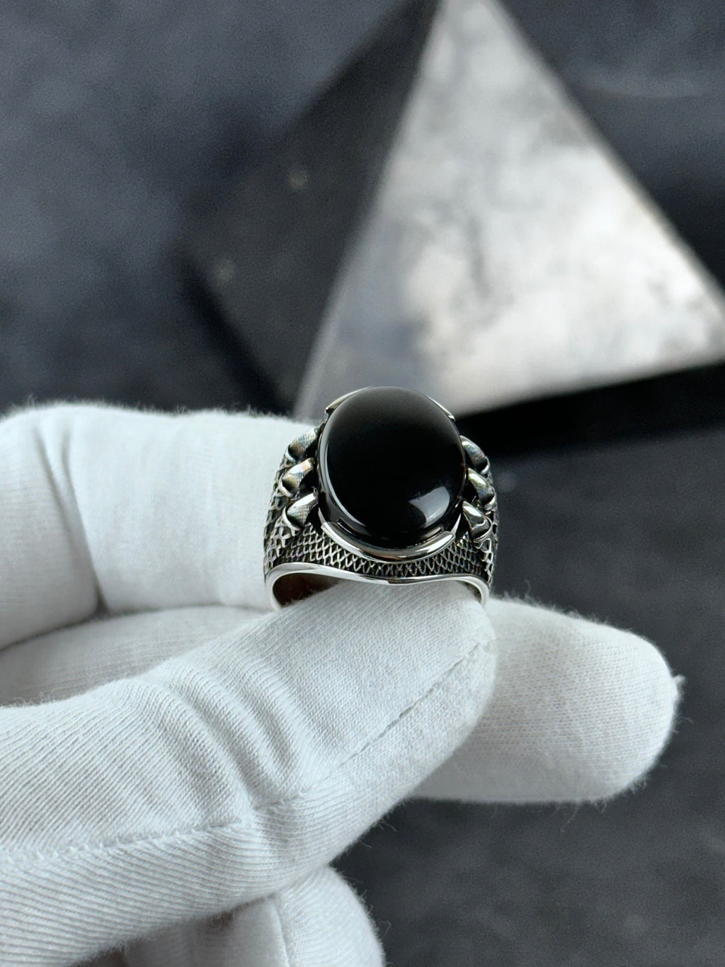 Onyx Gemstone Silver Ring, Artisan Claw Set (Men's Statement)