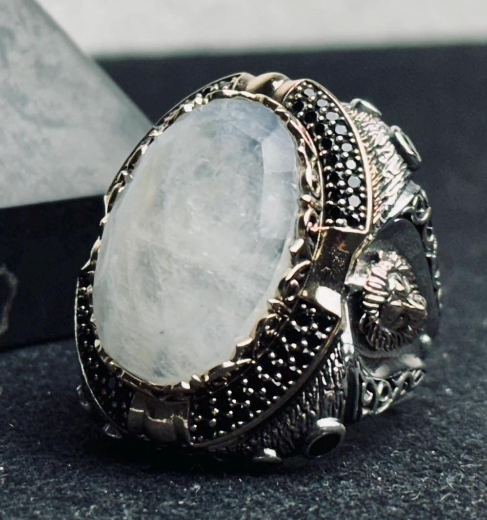 Moonstone Sterling Silver Ring, Lion Head Design (Men's Large)