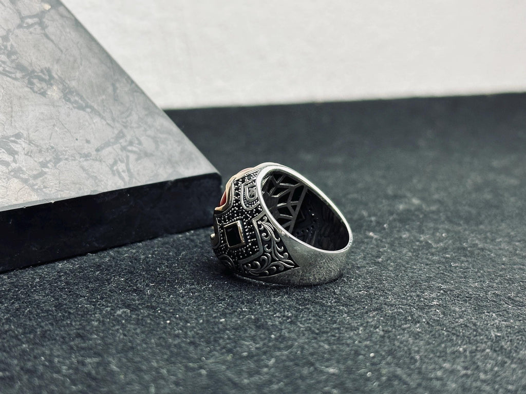 Red Yemeni Aqeeq Ring: Oval Agate Stone, Sterling Silver
