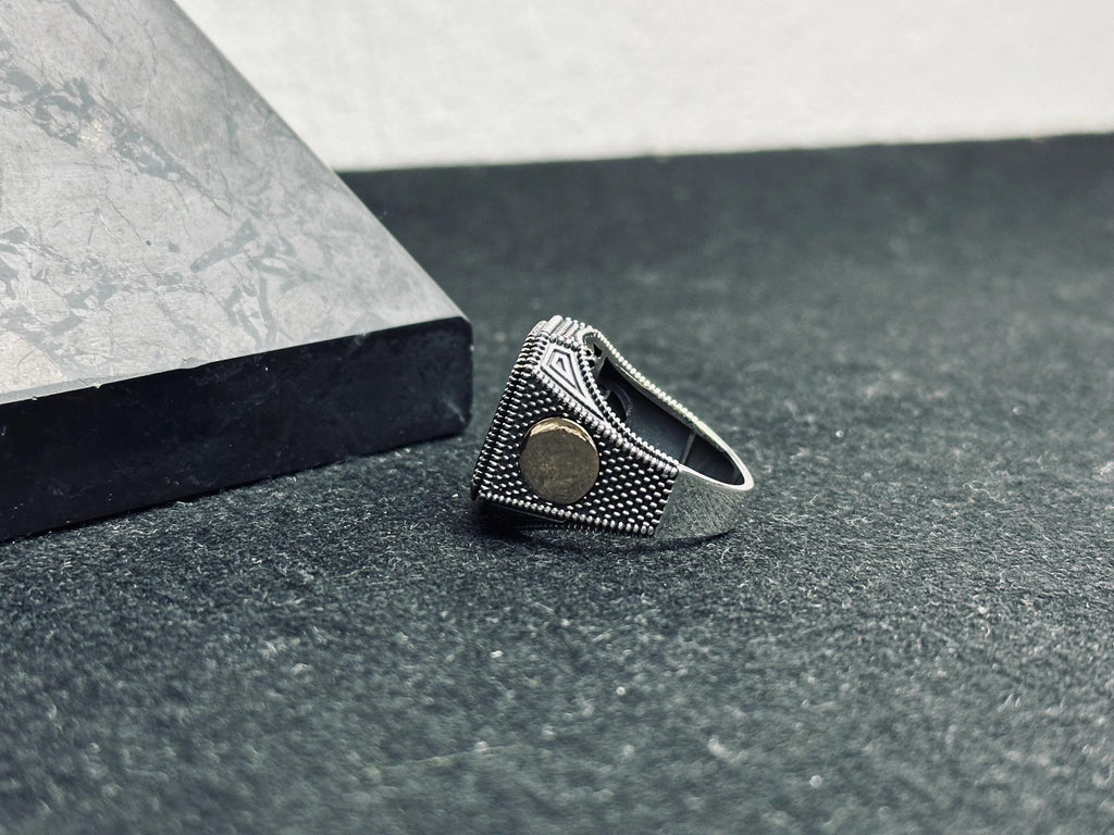 Green Agate Ring for Men: Handmade Sterling Silver Leaf Band