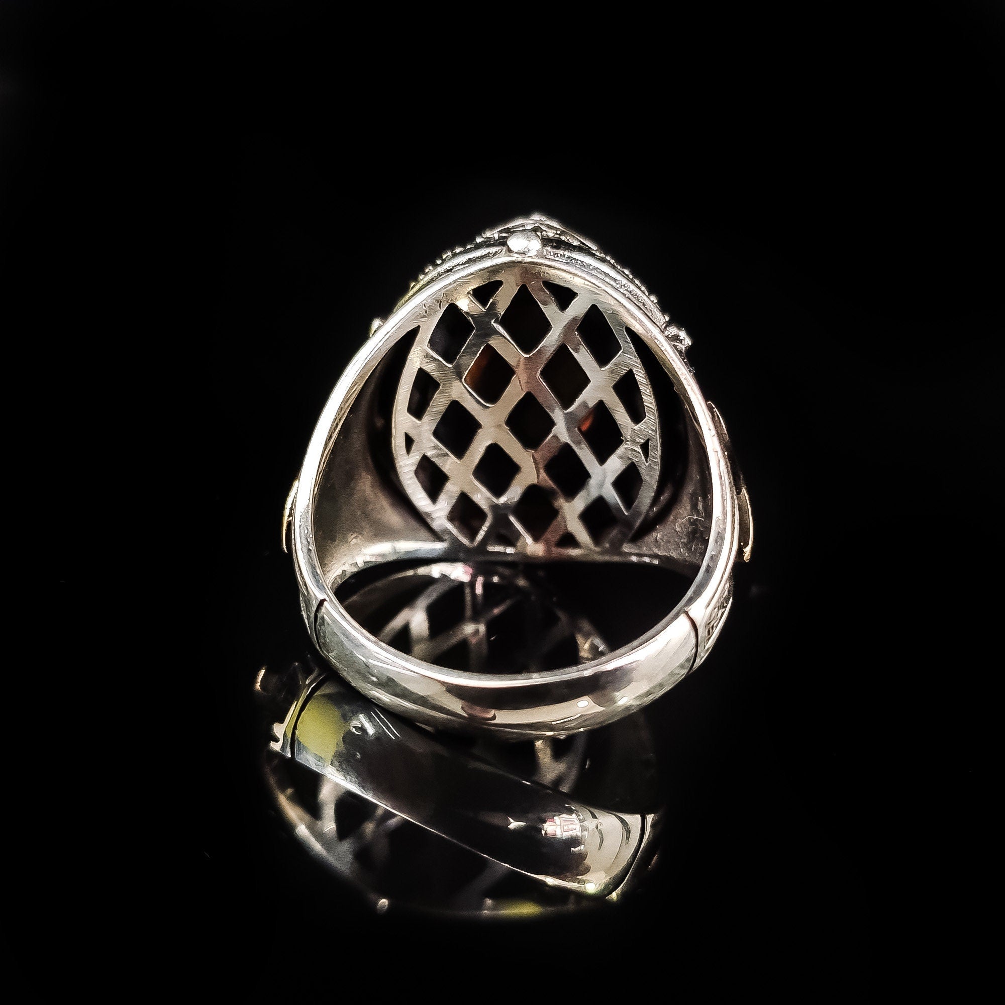Unisex Sultanit Ring, Sterling Silver (Handmade, Color-Shift Stone)