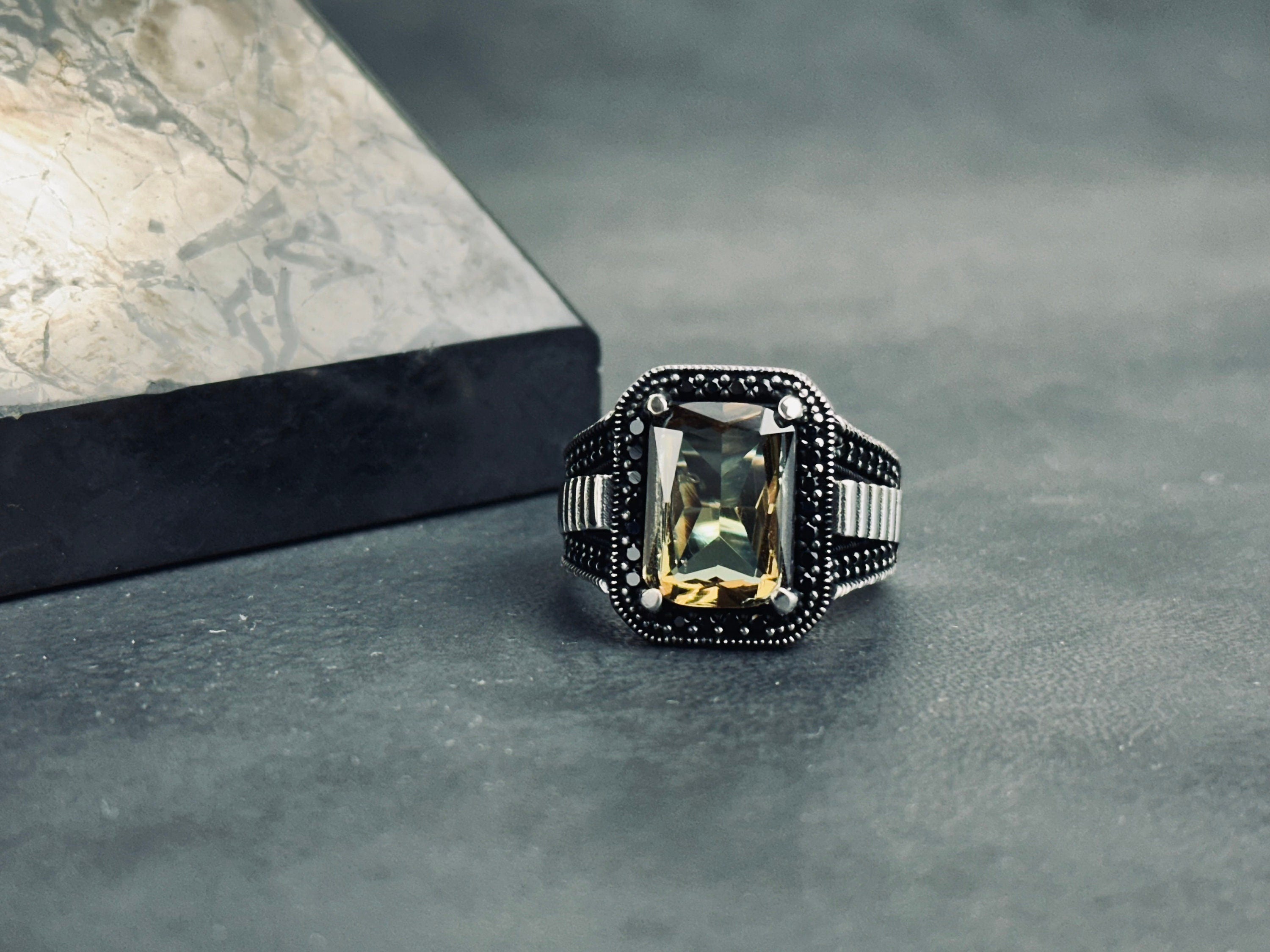 Color-Changing Diaspore Ring - Sterling Silver Nautical Detail