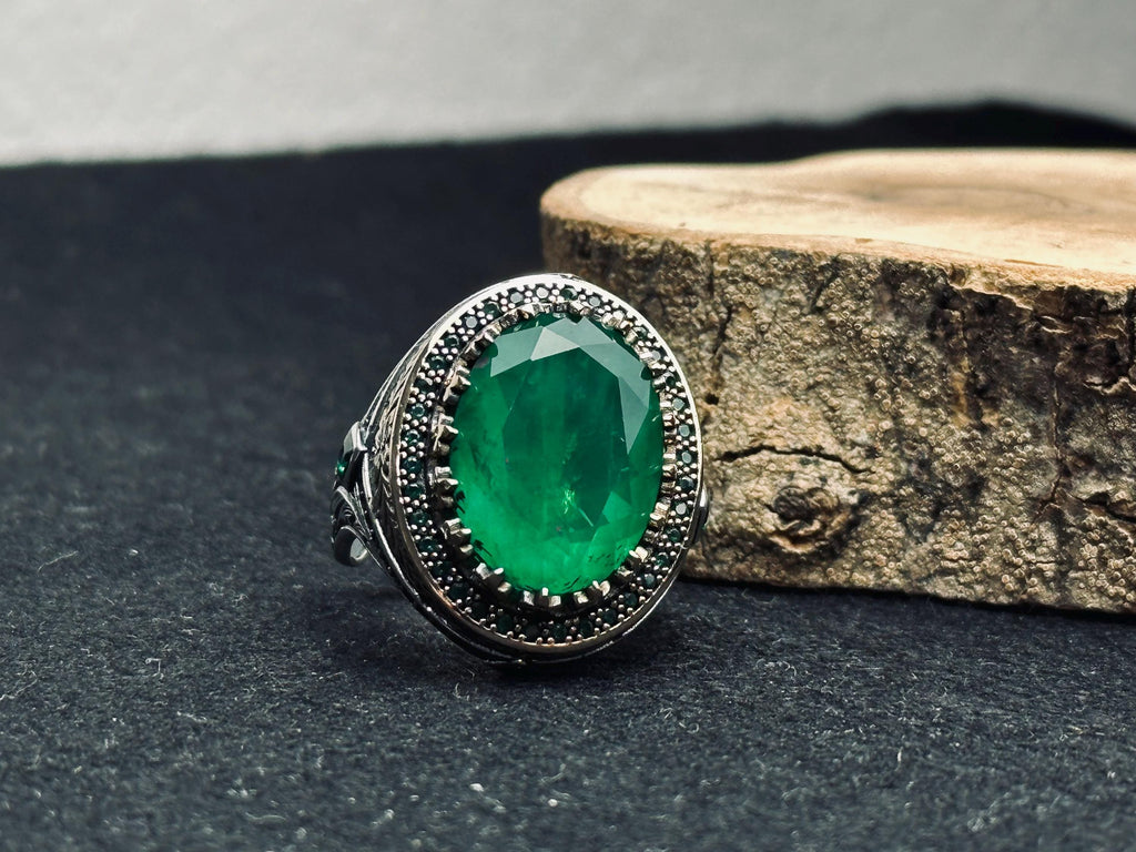 Men's Emerald Silver Ring: Handmade Turkish Artisan - Statement Jewelry