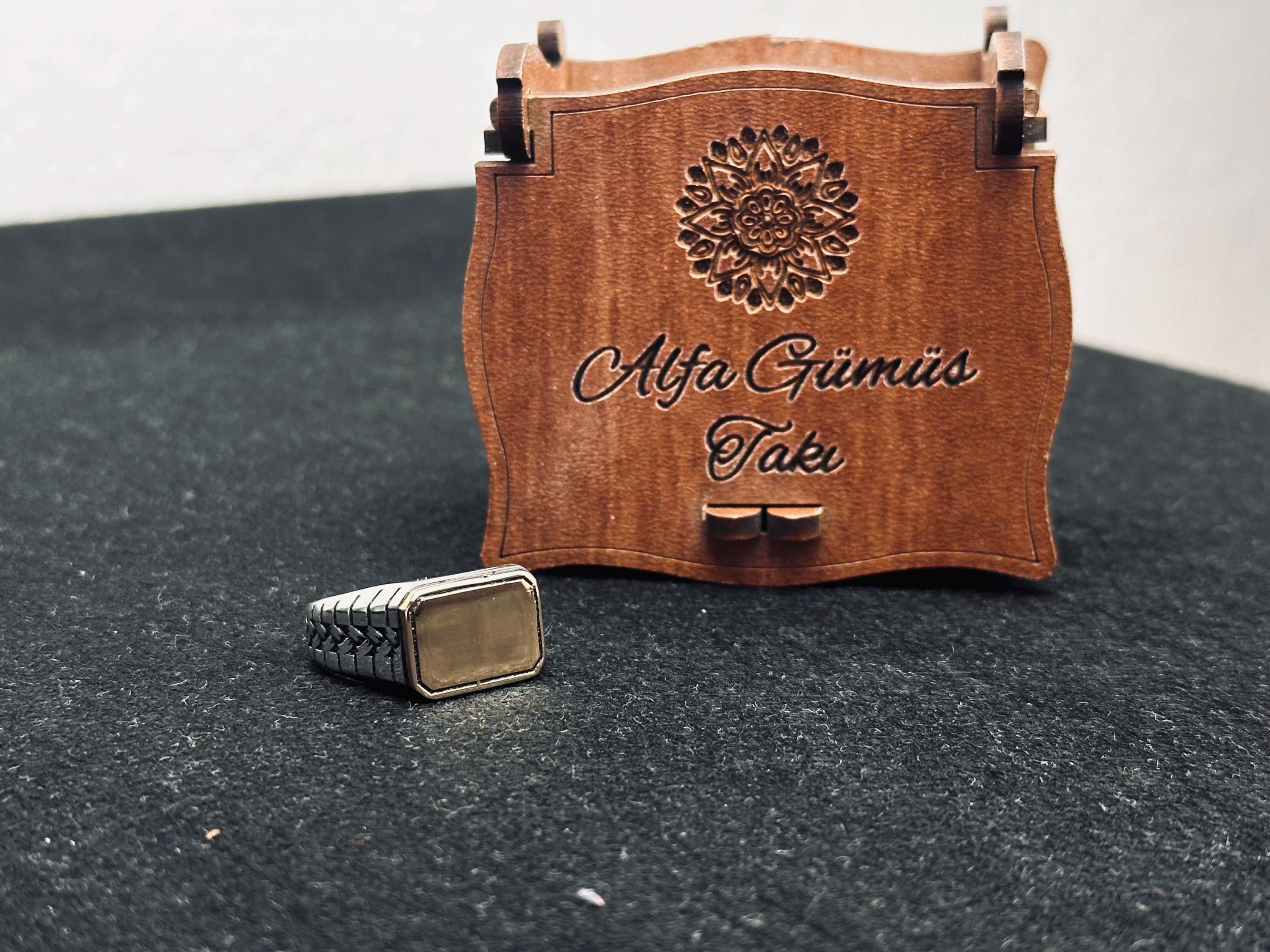 Minimalist Rectangle Ring: Handmade Sterling Silver (Multiple Sizes)