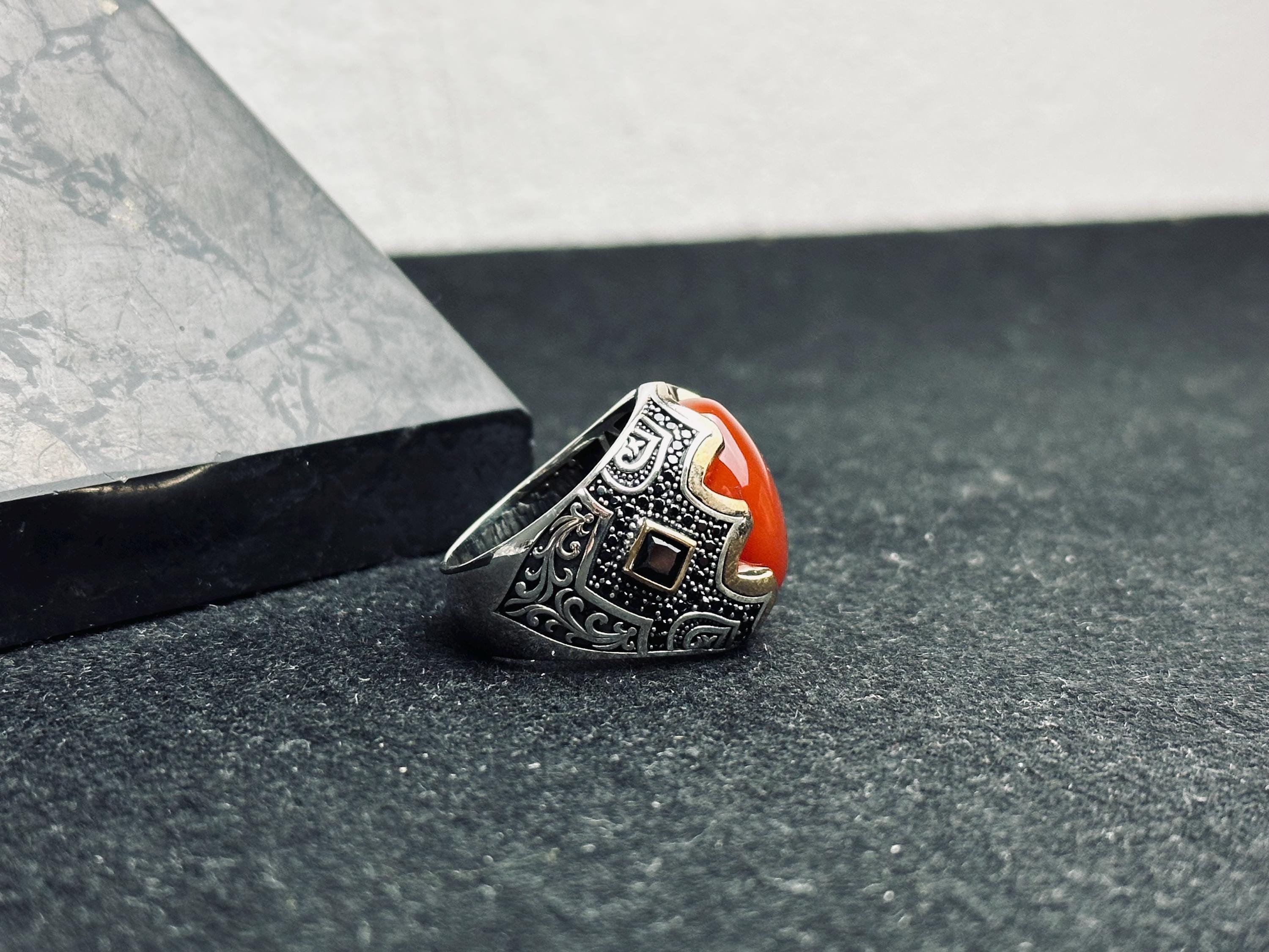 Red Yemeni Aqeeq Ring: Oval Agate Stone, Sterling Silver
