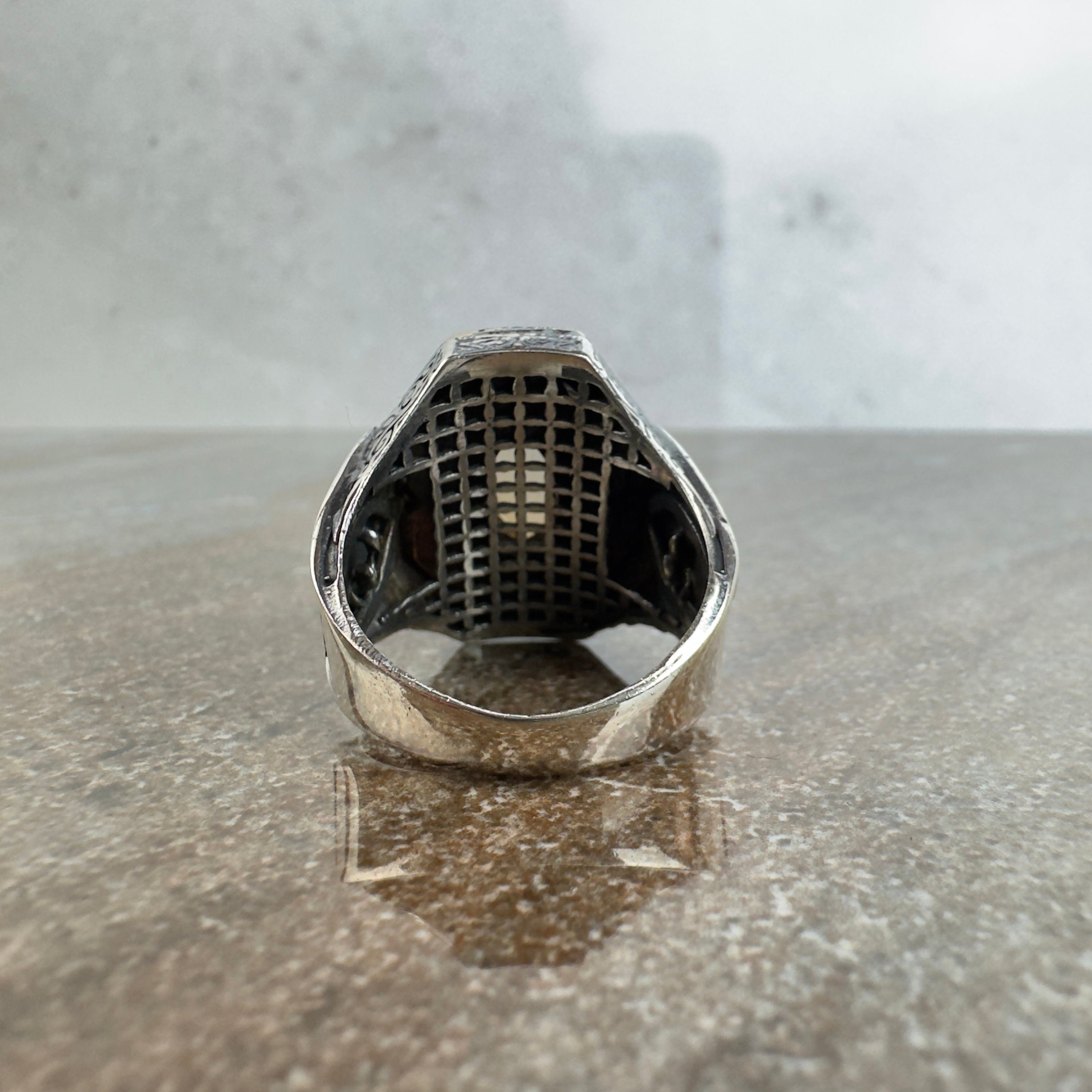 Yemenni Aqeeq Silver Ring - Handmade Men's Gemstone Jewelry