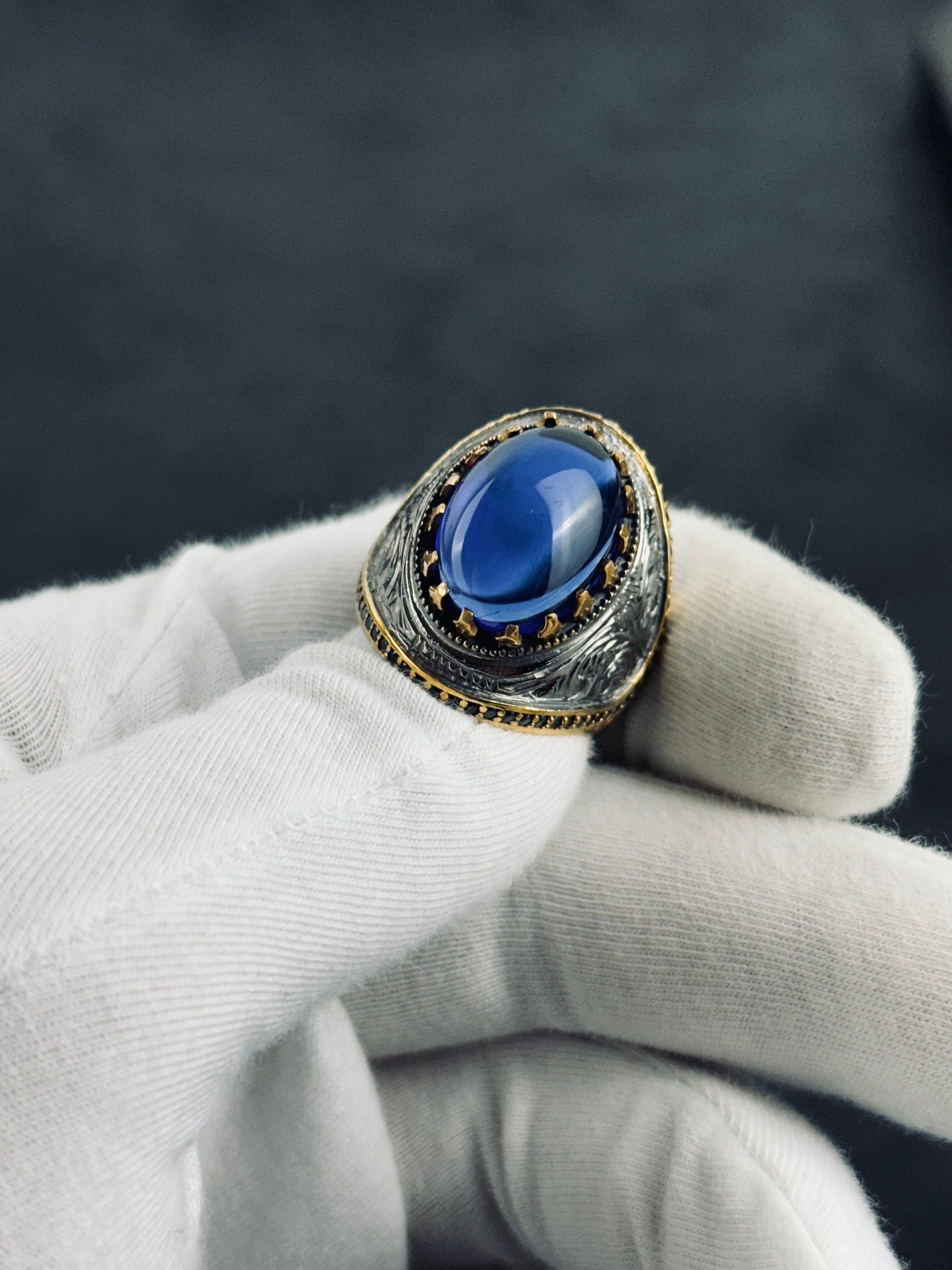 King Theme Sterling Silver Ring: Engraved Blue Zirconium Stone