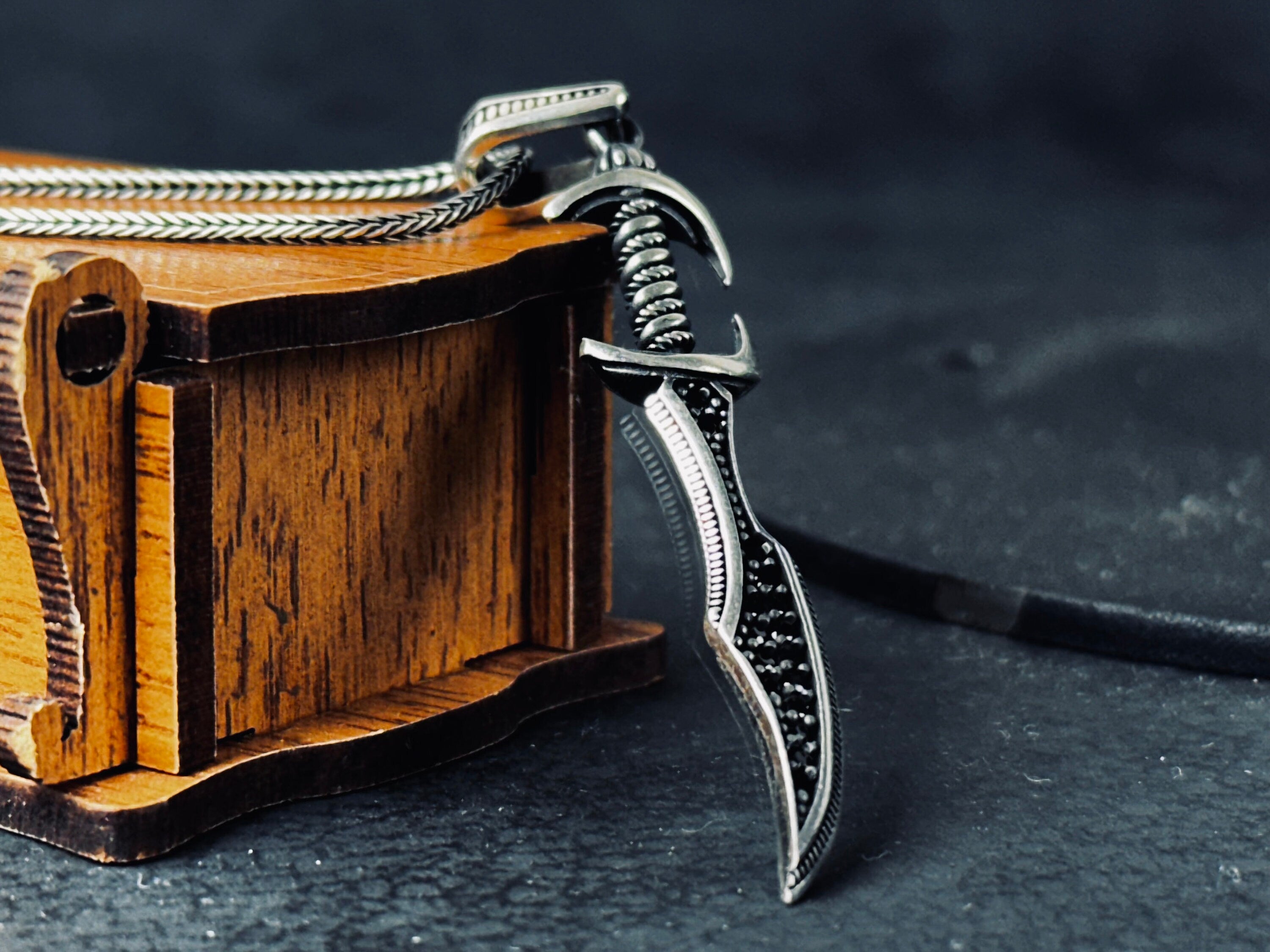 Silver Assassin Dagger Necklace - Detailed Zircon Pendant