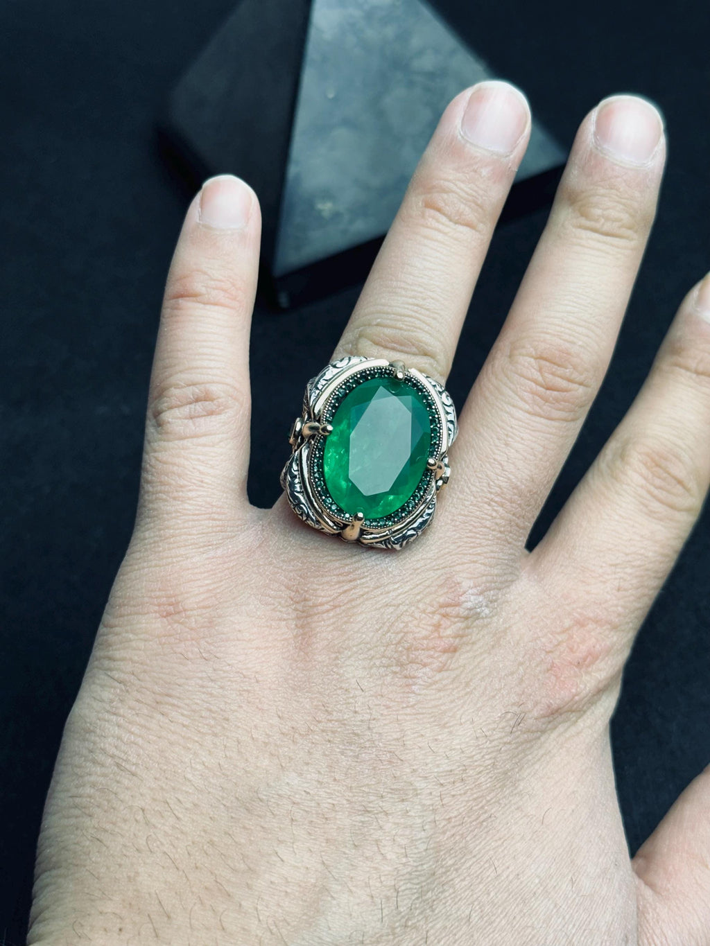 Sterling Silver Men's Ring: Lion Design with Green Tourmaline
