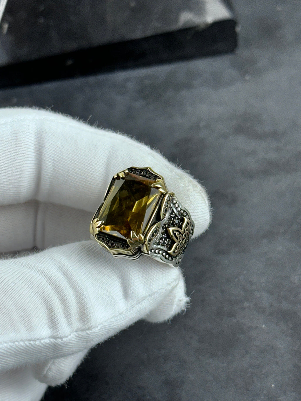 Sultanite Silver Ring: Handmade Color-Shift Gemstone - 925 Sterling