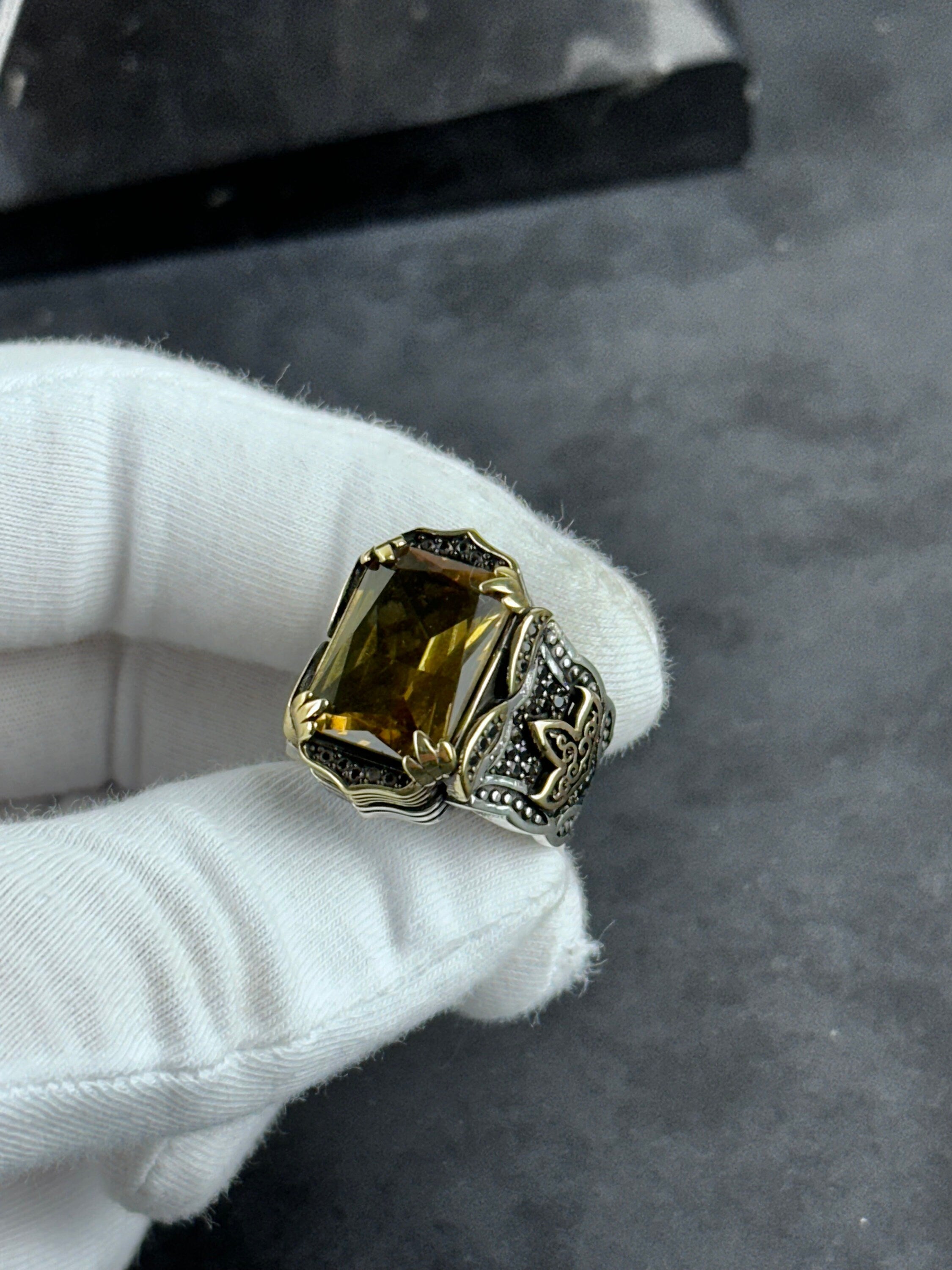 Sultanite Silver Ring: Handmade Color-Shift Gemstone - 925 Sterling