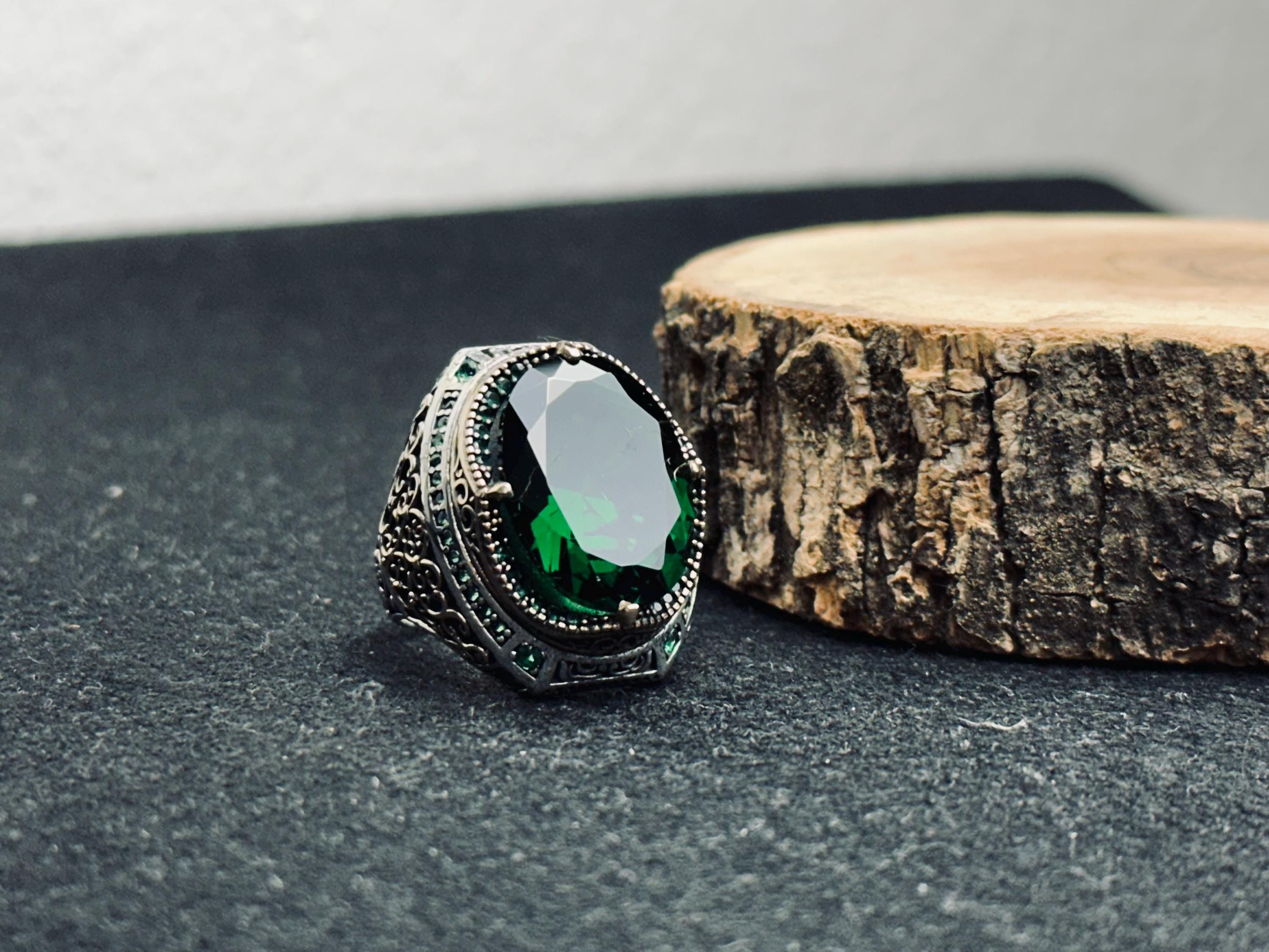 Colombian Emerald Men’s Ring, Oval Stone, Eagle Detail (Sterling Silver)
